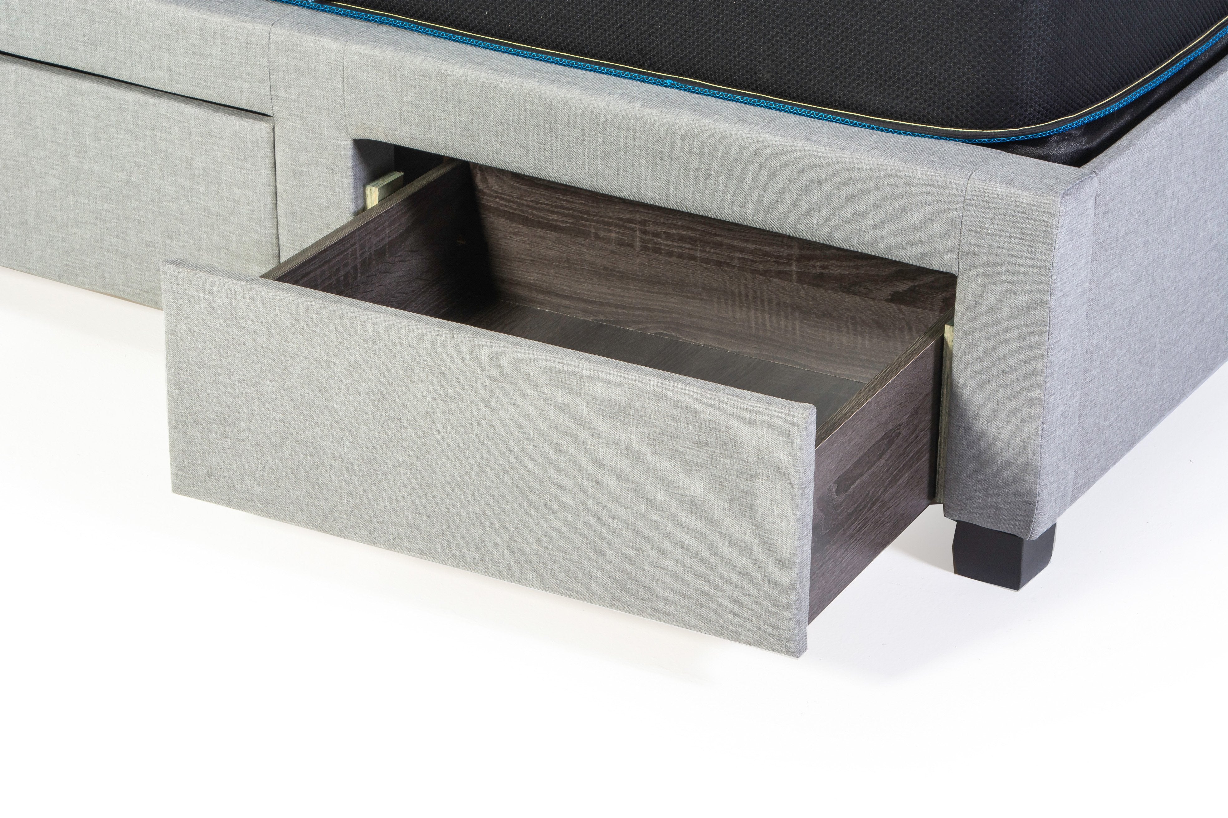 3 PIECE QUEEN BED