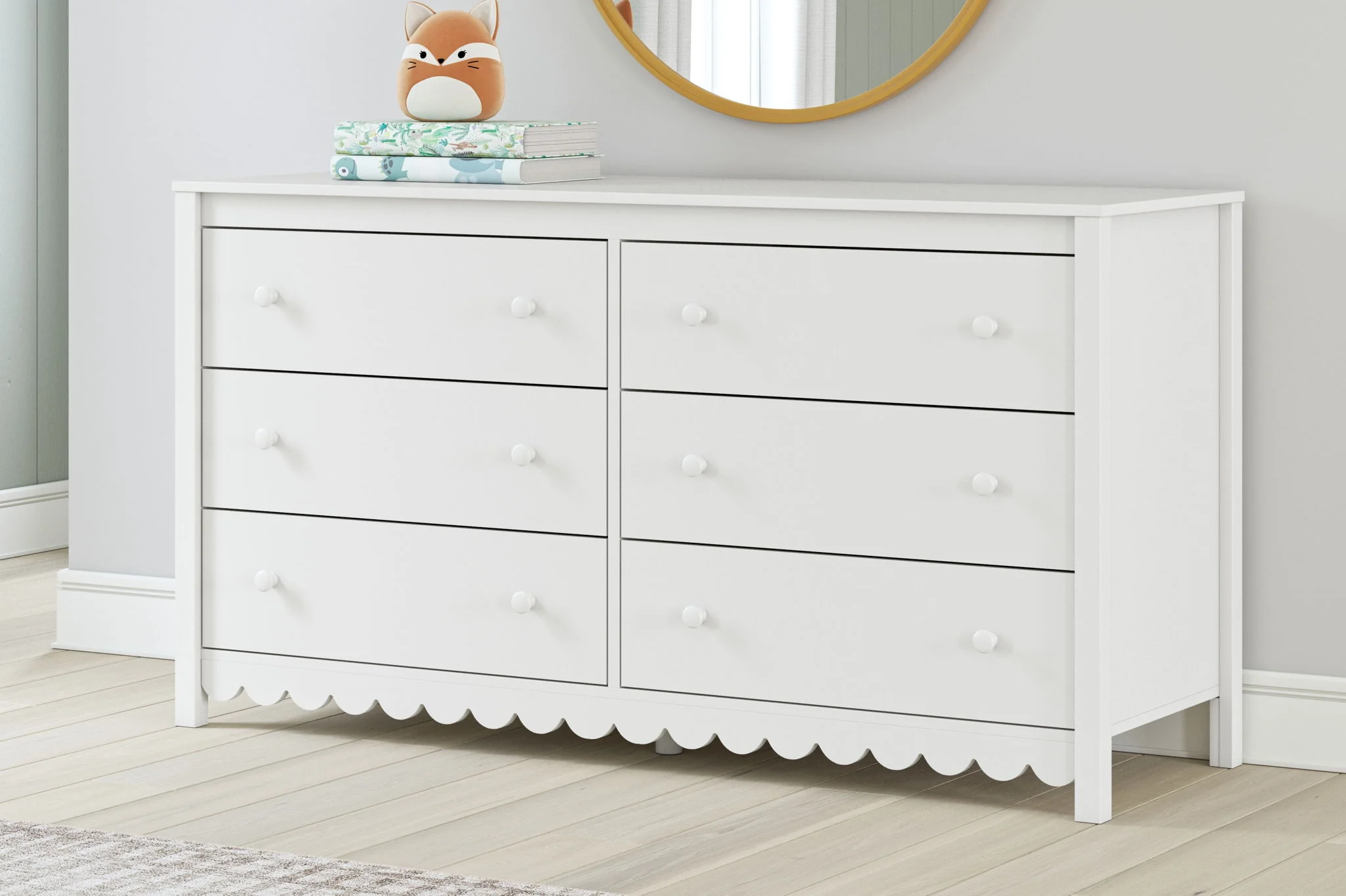 111-hallityn-six-drawer-dresser-white-4.webp Hallityn - Six Drawer Dresser - White