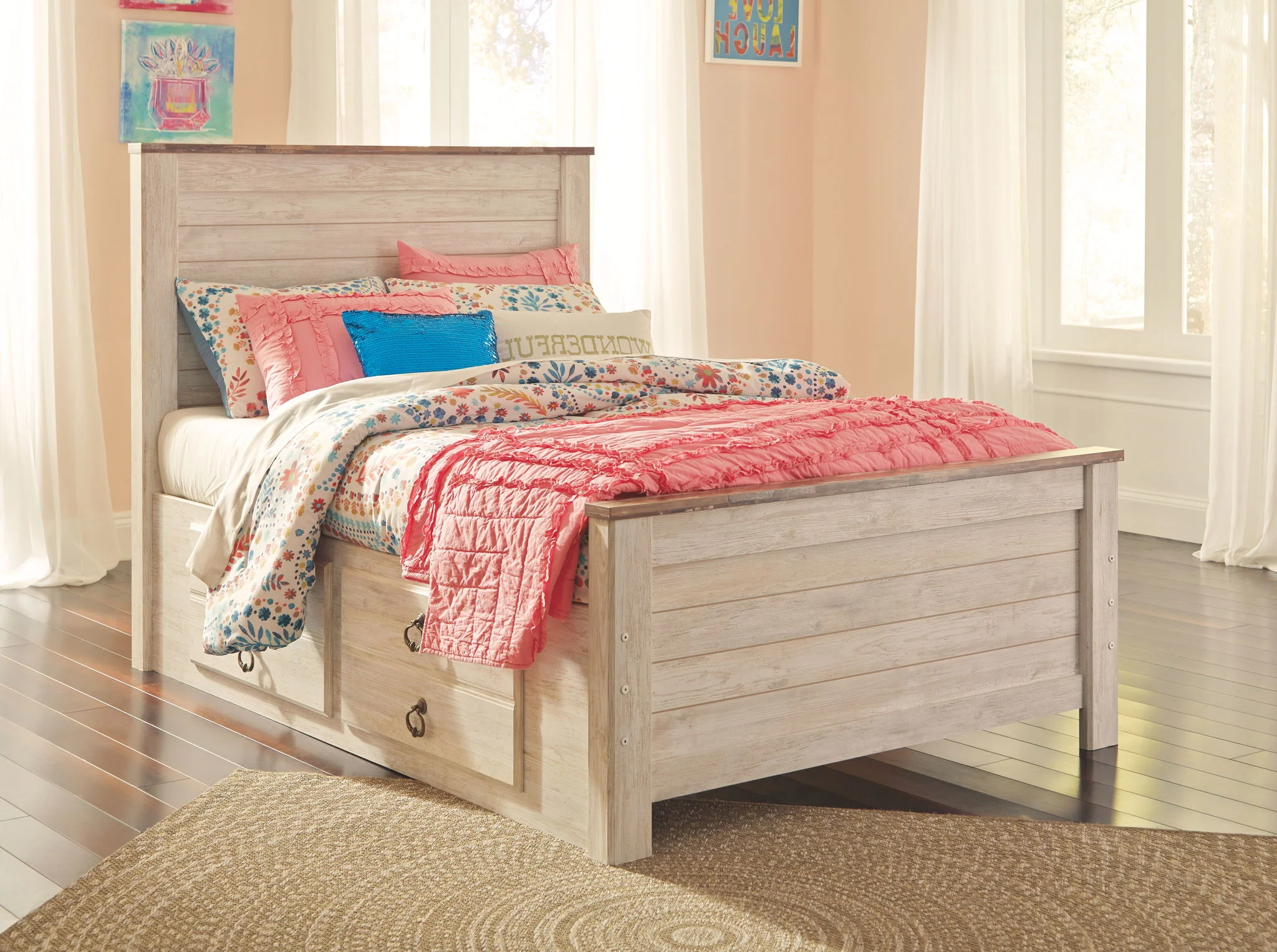 Willowton - Panel Bed