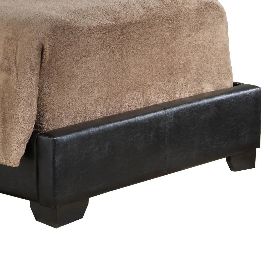Elegant Platform Bed For Relaxed Spaces
