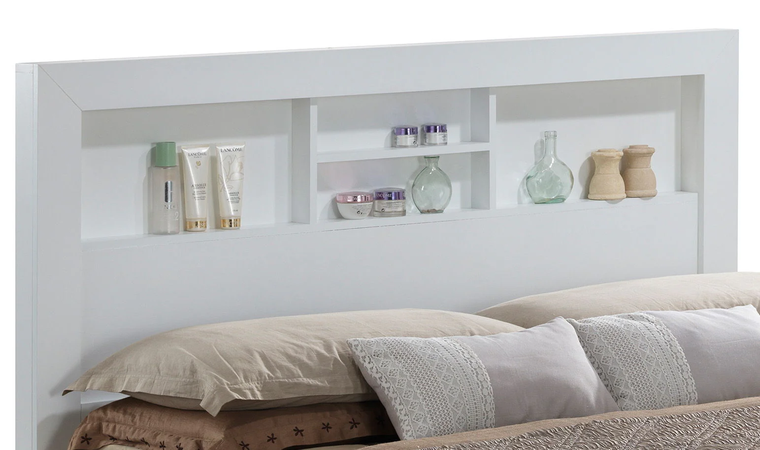Bed With Transitional Design Stylish