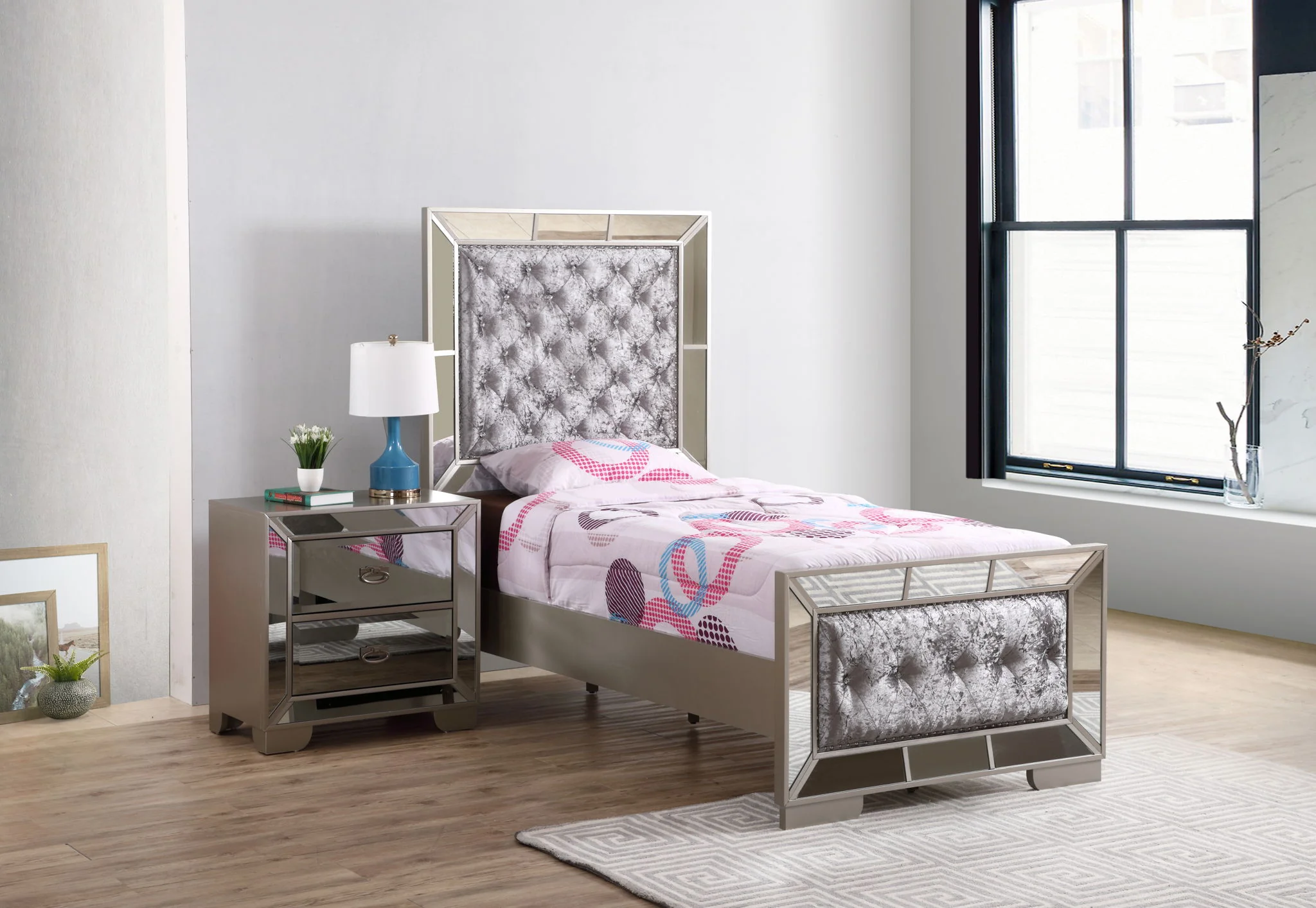 Stylish Contemporary Bed With Minimalist Design