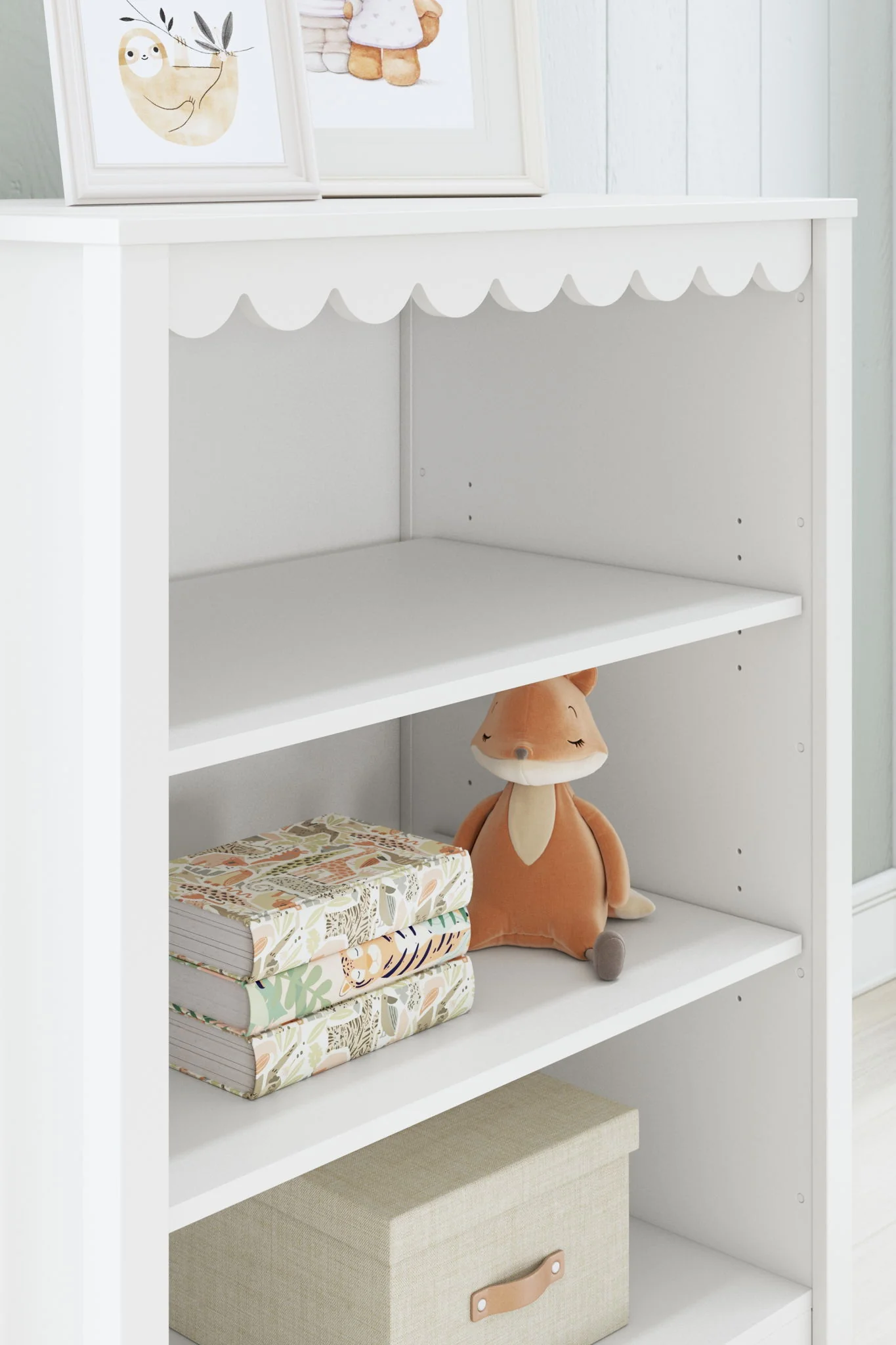 225-hallityn-bookcase-white-6.webp Hallityn - Bookcase - White