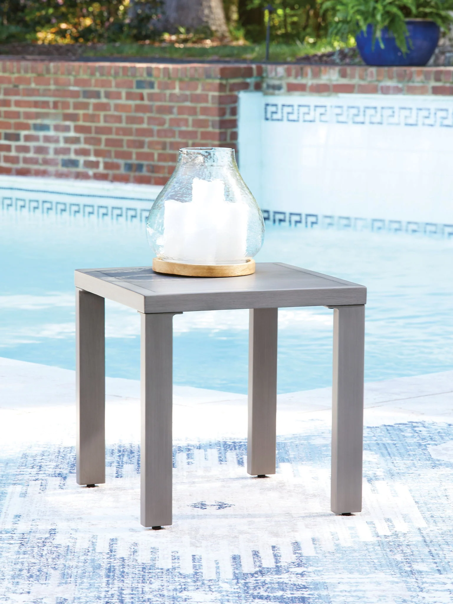 2263-half-moon-beach-square-end-table-gray-2.webp Half Moon Beach - Square End Table - Gray