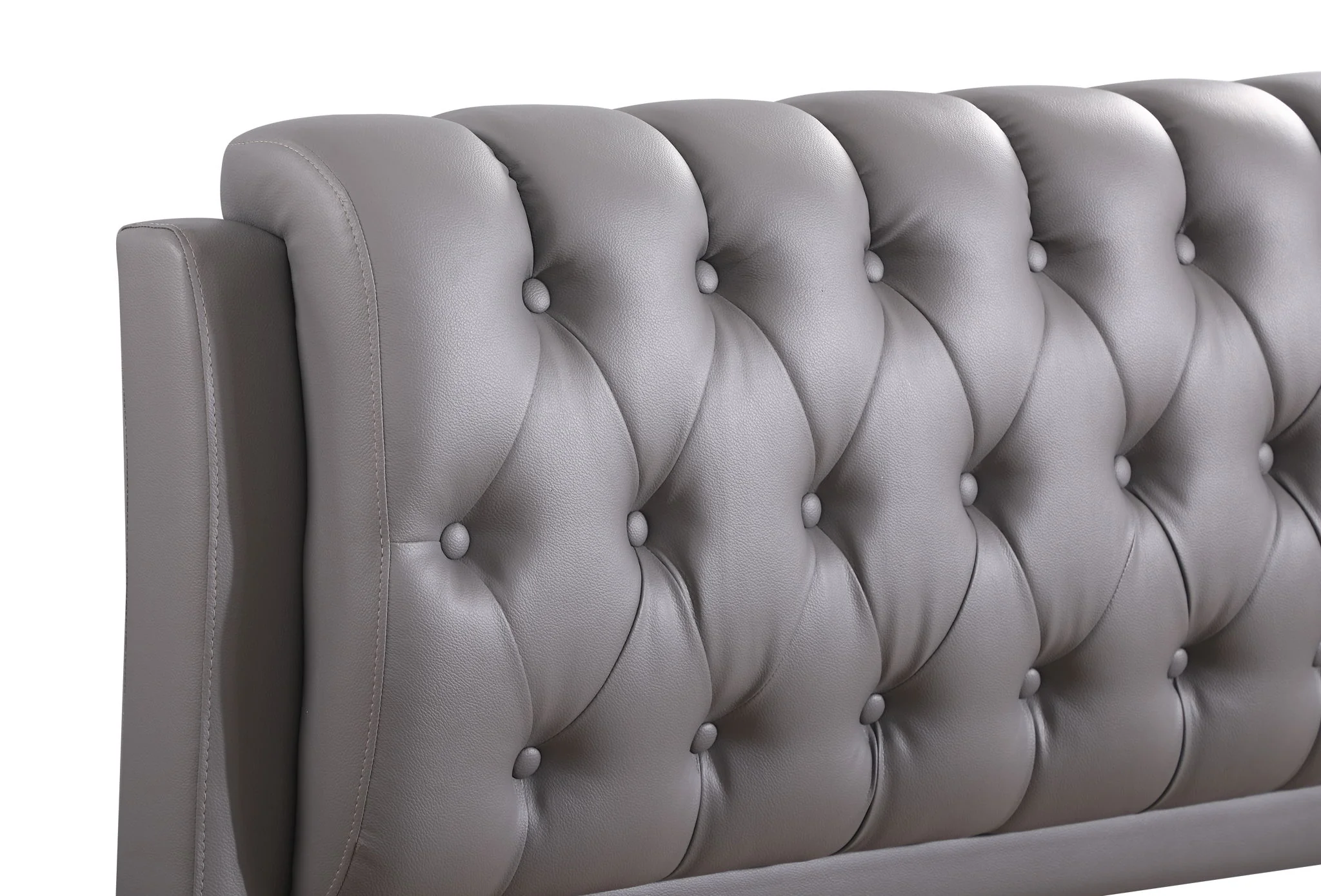 2402-tufted-upholstered-bed-28.webp Tufted Upholstered Bed