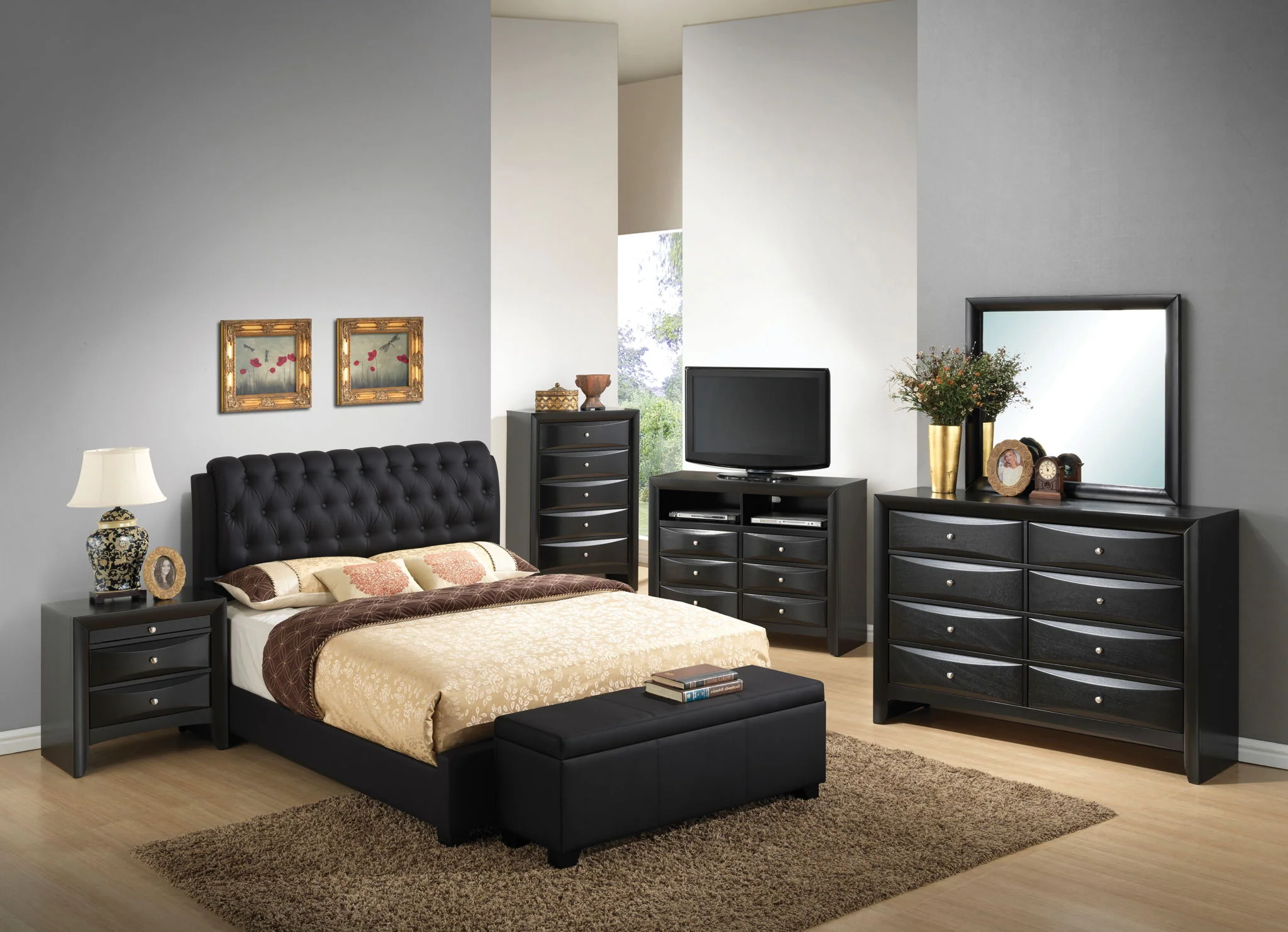 2402-tufted-upholstered-bed-63.webp Tufted Upholstered Bed