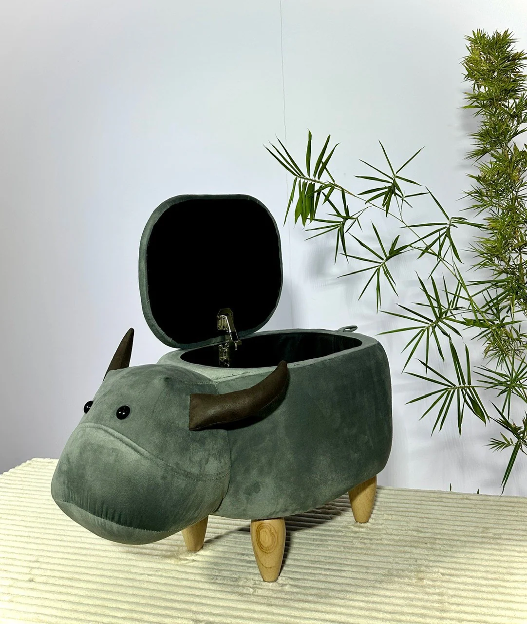 2567-buffalo-storage-ottoman-1.webp Buffalo Storage Ottoman
