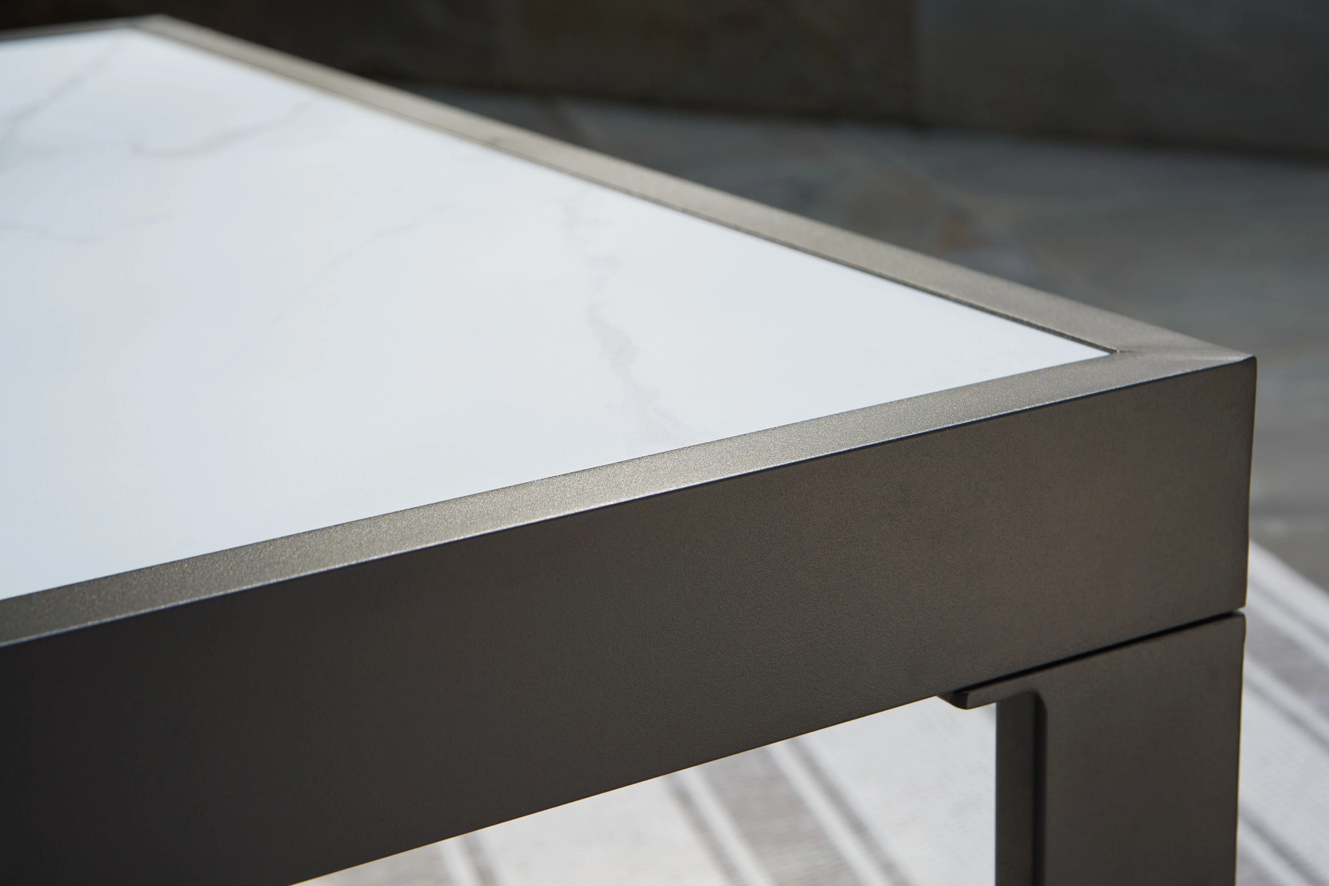Beachloft - Square Cocktail Table - Black / Gray