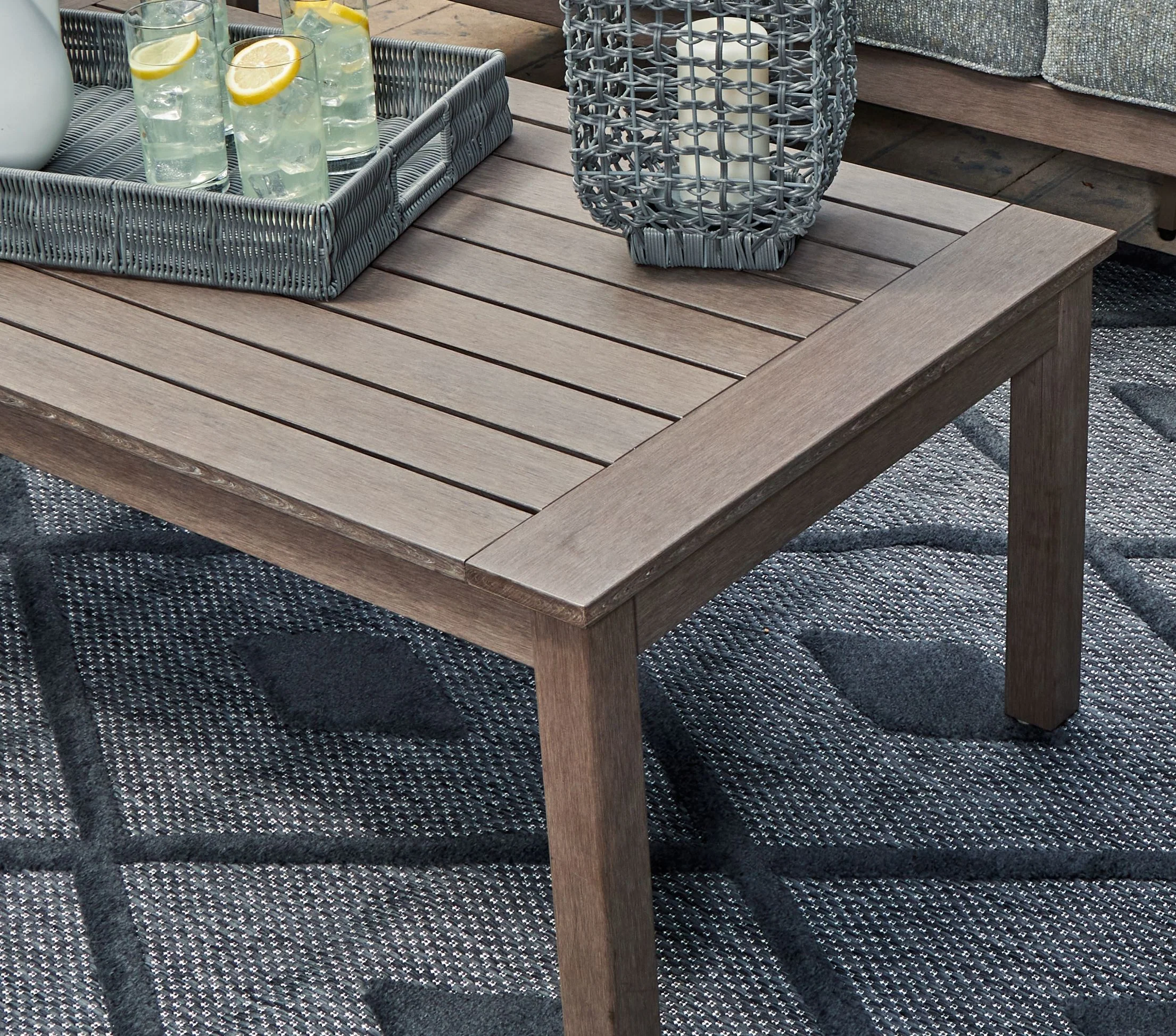 2652-hillside-barn-rectangular-cocktail-table-brown-4.webp Hillside Barn - Rectangular Cocktail Table - Brown