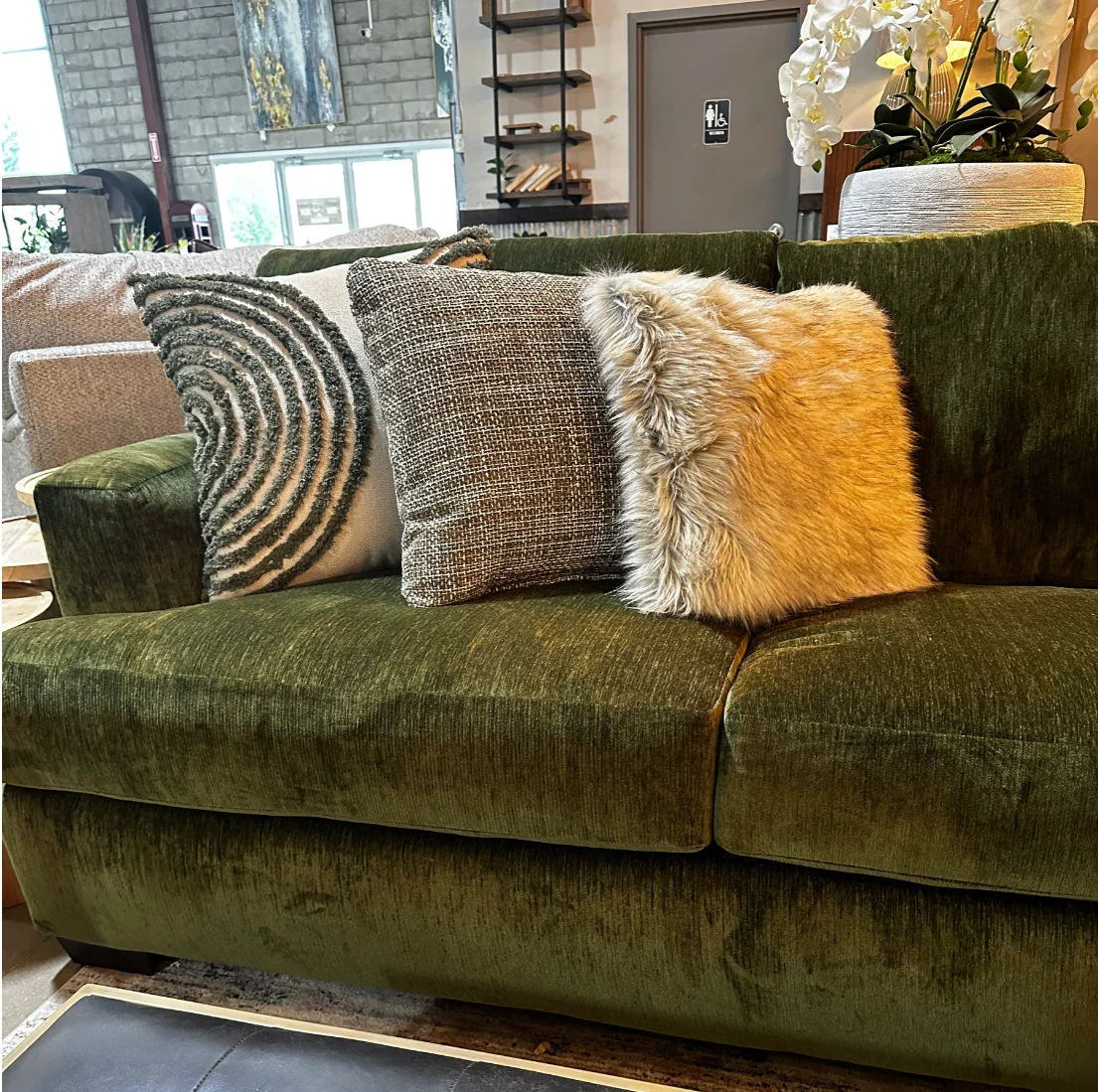 3014-corinthian-emerald-plush-2-piece-sectional-sofa-5.webp Corinthian Emerald Plush 2-Piece Sectional Sofa