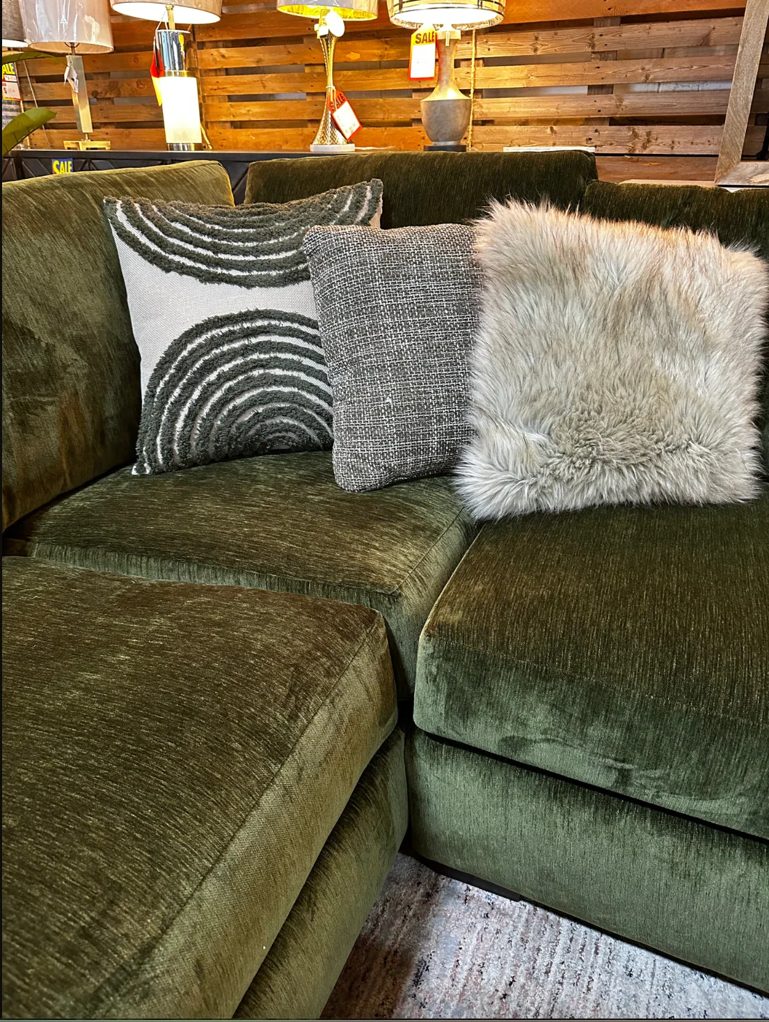 3014-corinthian-emerald-plush-2-piece-sectional-sofa-6.webp Corinthian Emerald Plush 2-Piece Sectional Sofa