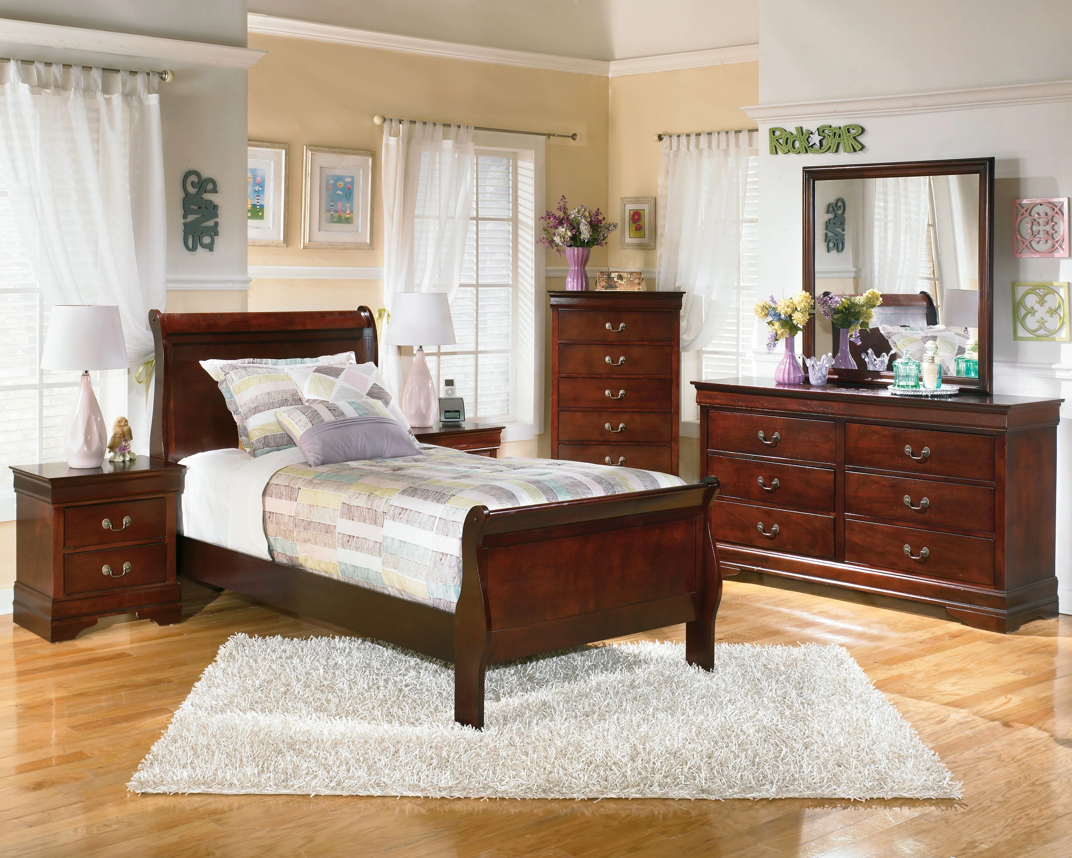 3948-alisdair-chest-reddish-brown-3.webp Alisdair - Chest - Reddish Brown
