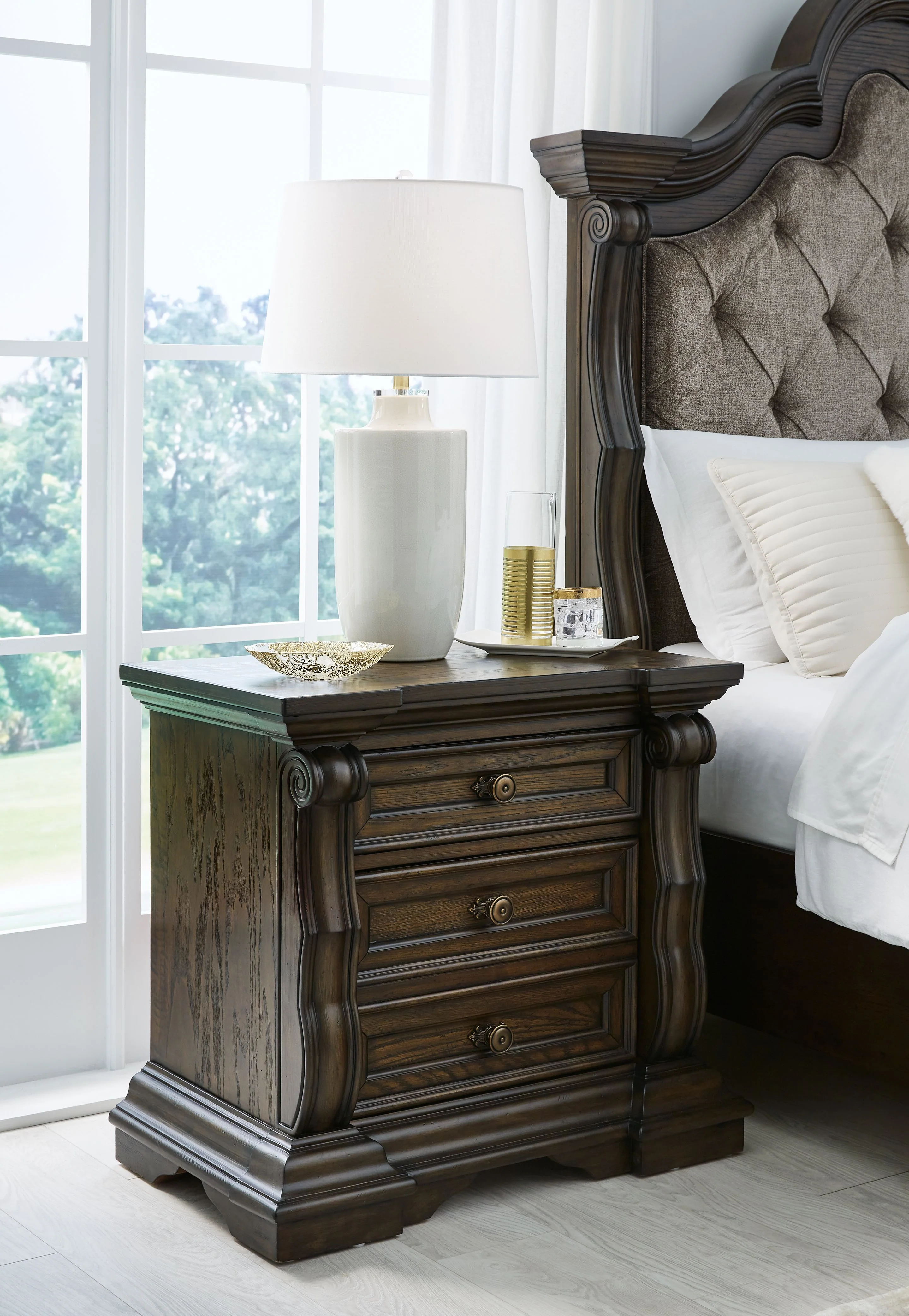 4343-maylee-three-drawer-night-stand-dark-brown-4.webp Maylee - Three Drawer Night Stand - Dark Brown