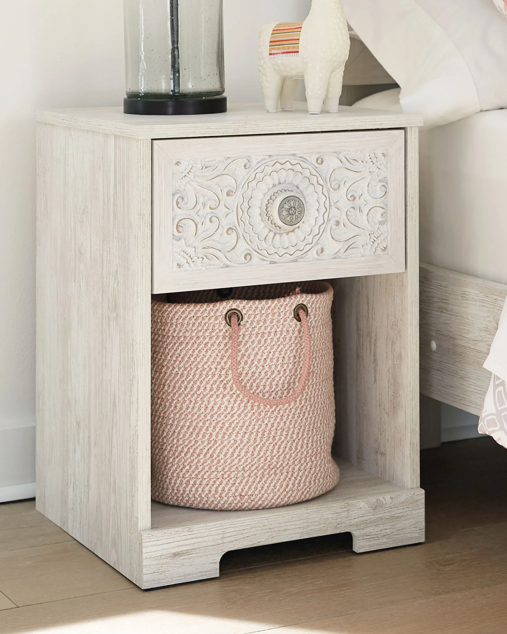Paxberry - One Drawer Night Stand - Whitewash