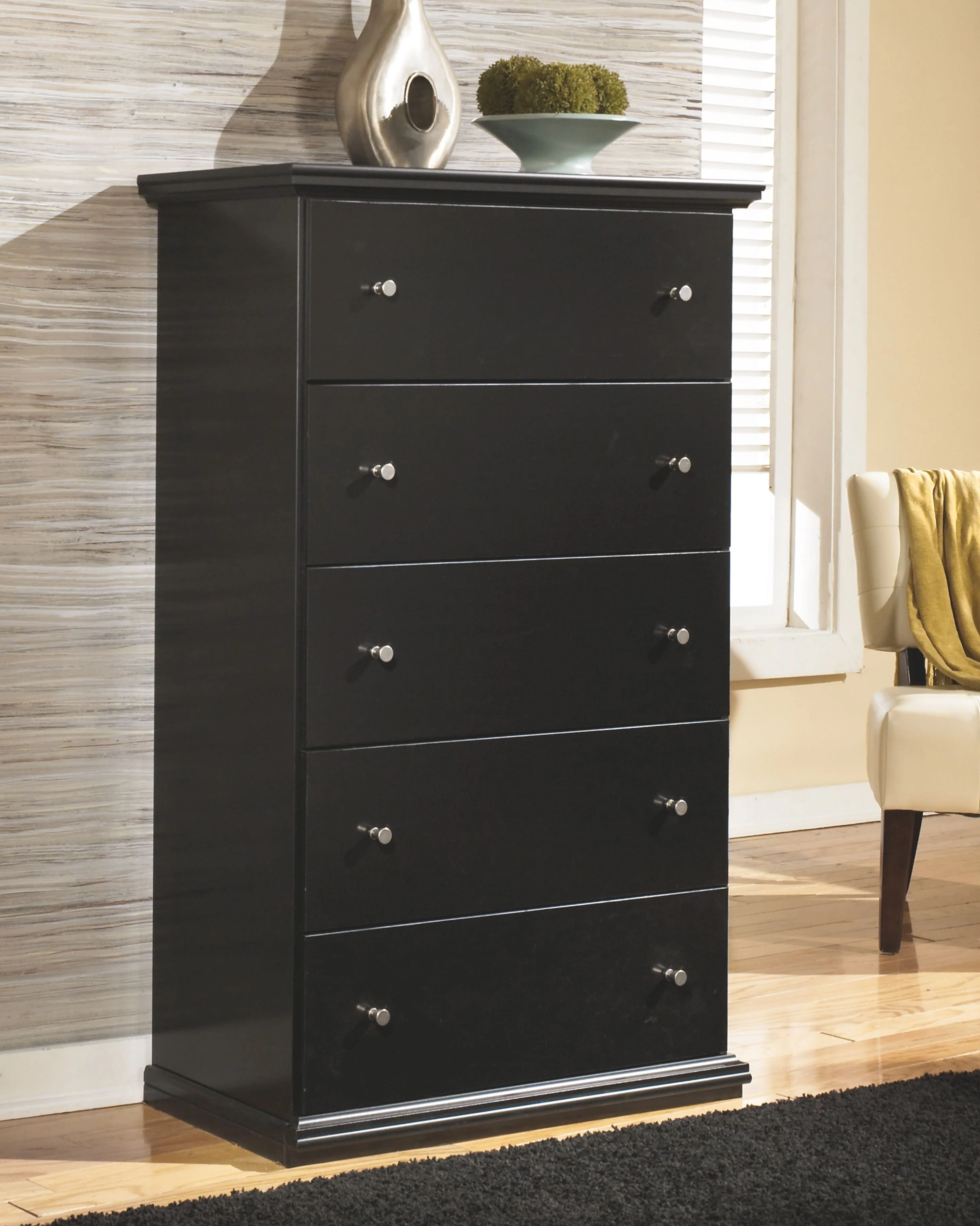 4891-maribel-five-drawer-chest-black-2.webp Maribel - Five Drawer Chest - Black