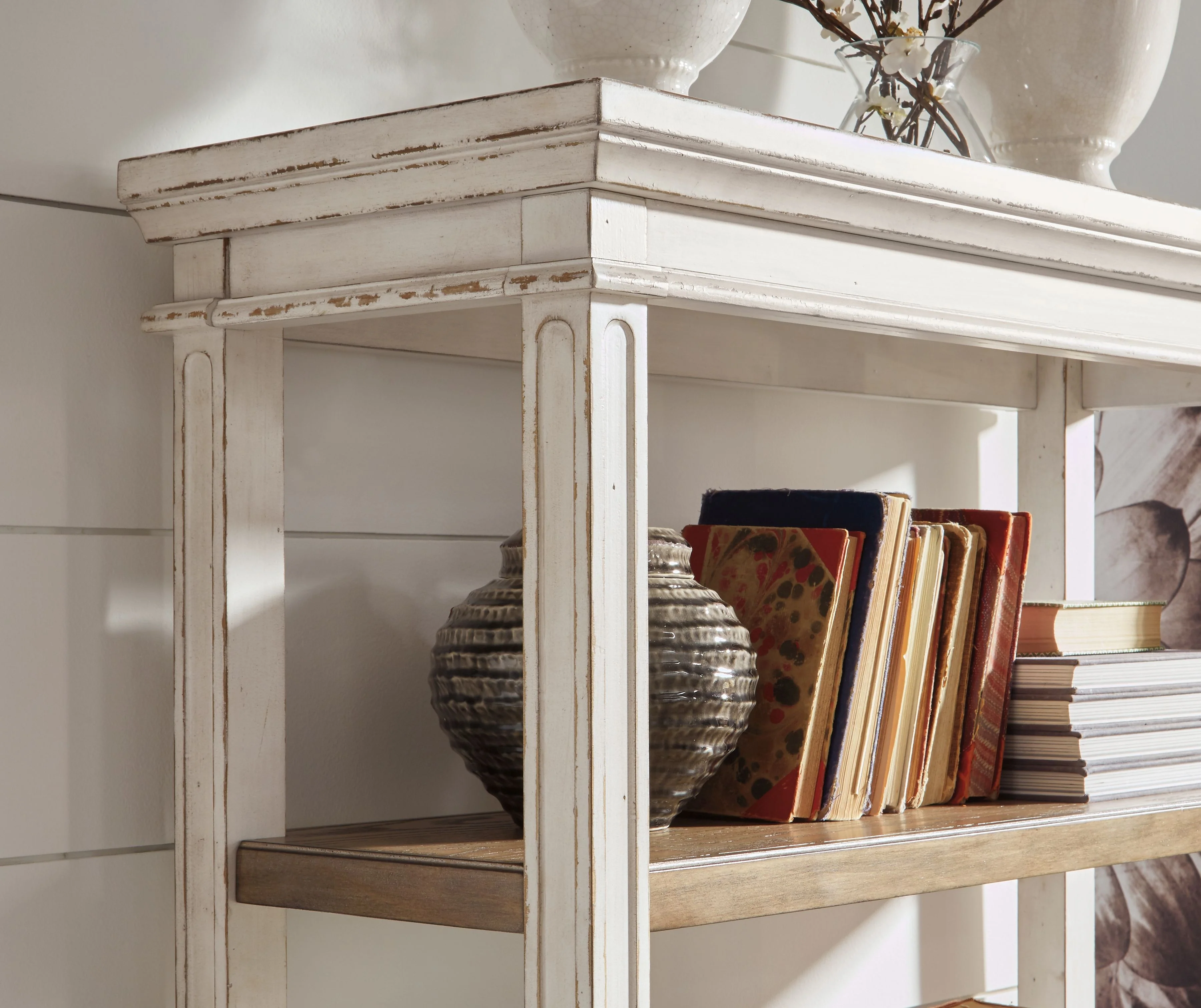 4996-realyn-bookcase-brown-white-6.webp Realyn - Bookcase - Brown / White