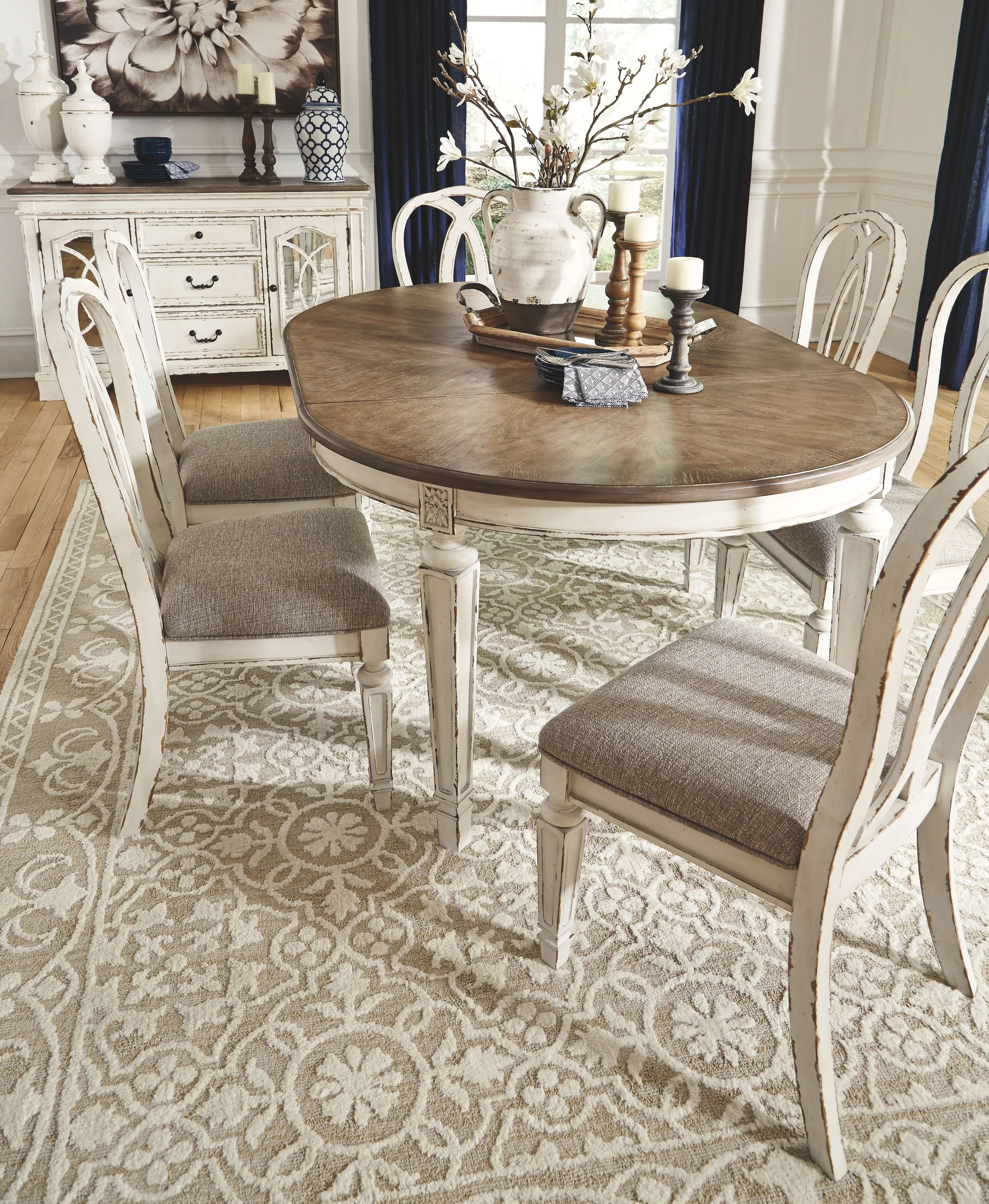 Realyn - Dining UPH Side Chair (Set of 2) - Ribbonback - Chipped White