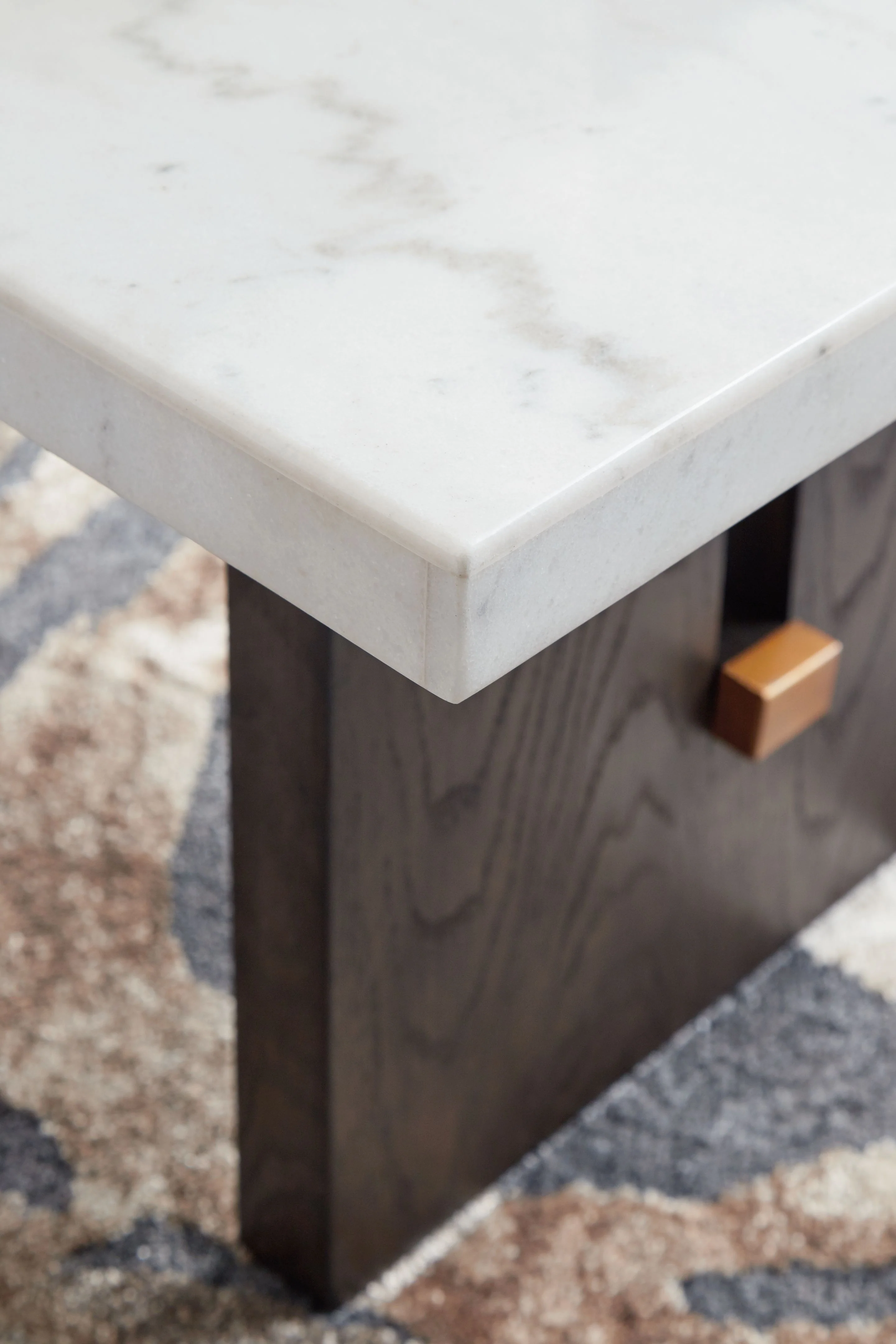 4998-burkhaus-rectangular-cocktail-table-white-dark-brown-3.webp Burkhaus - Rectangular Cocktail Table - White / Dark Brown