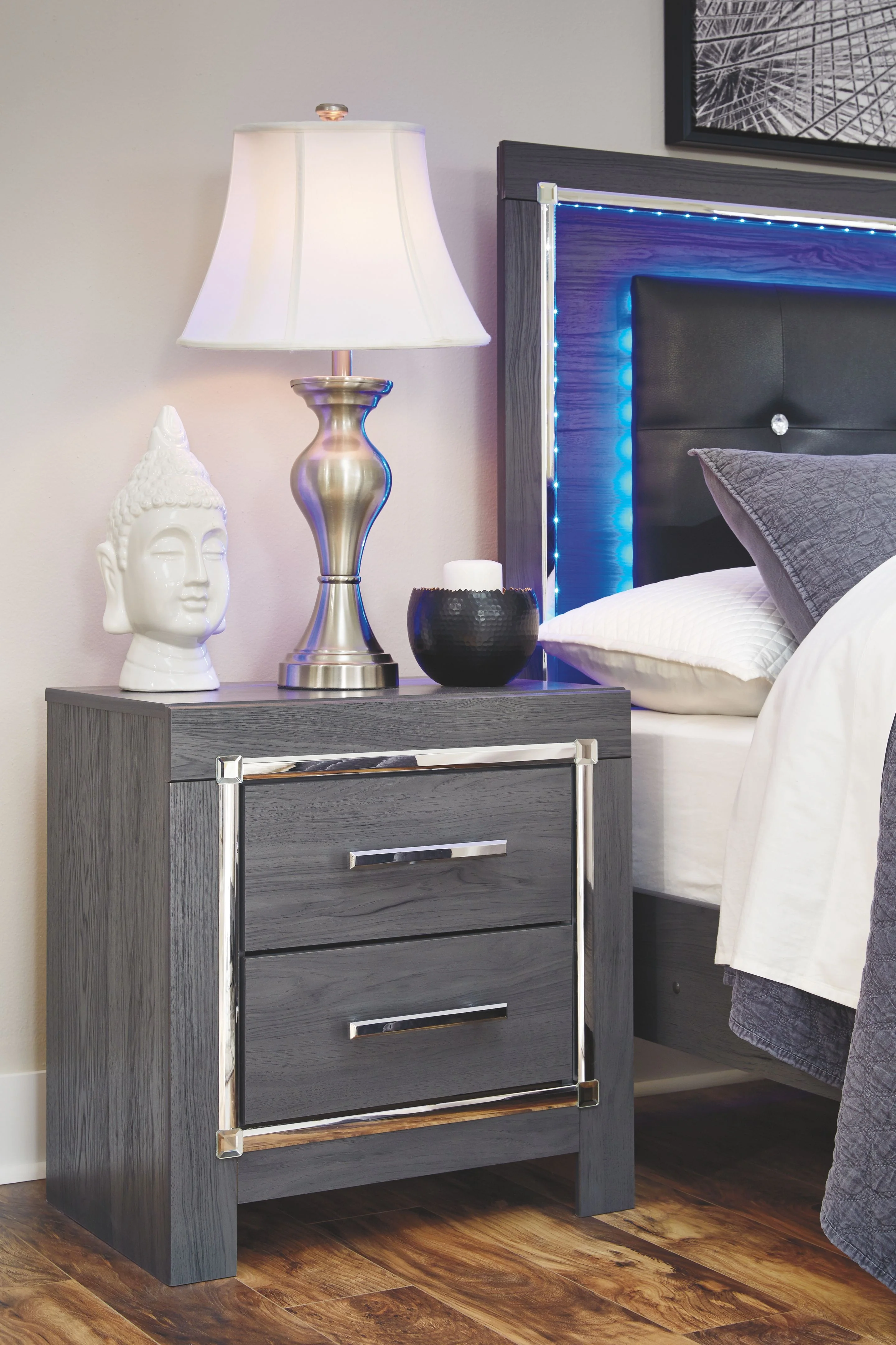 5001-lodanna-two-drawer-night-stand-gray-2.webp Lodanna - Two Drawer Night Stand - Gray