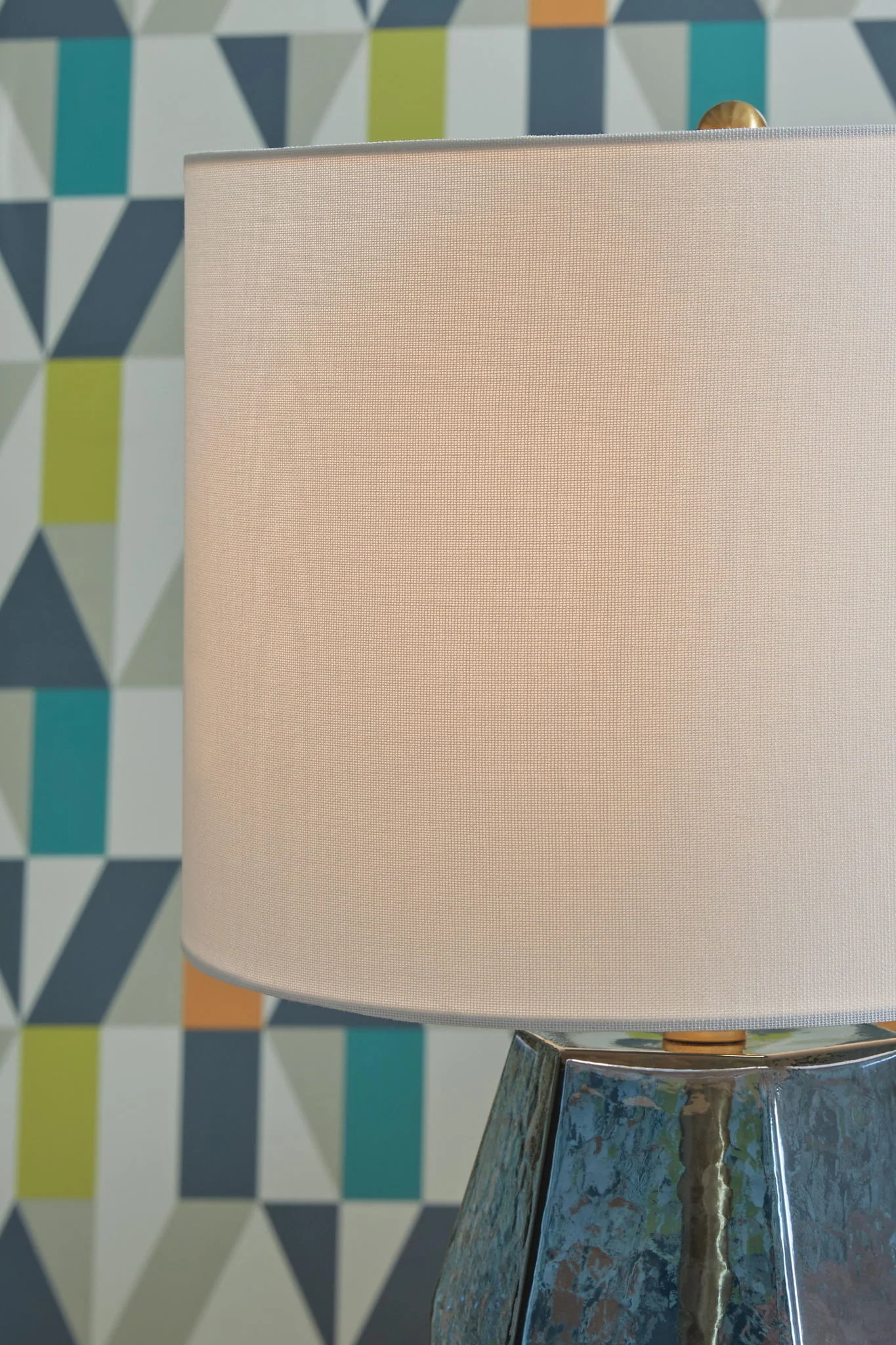 5083-tallow-glass-table-lamp-blue-5.webp Tallow - Glass Table Lamp - Blue