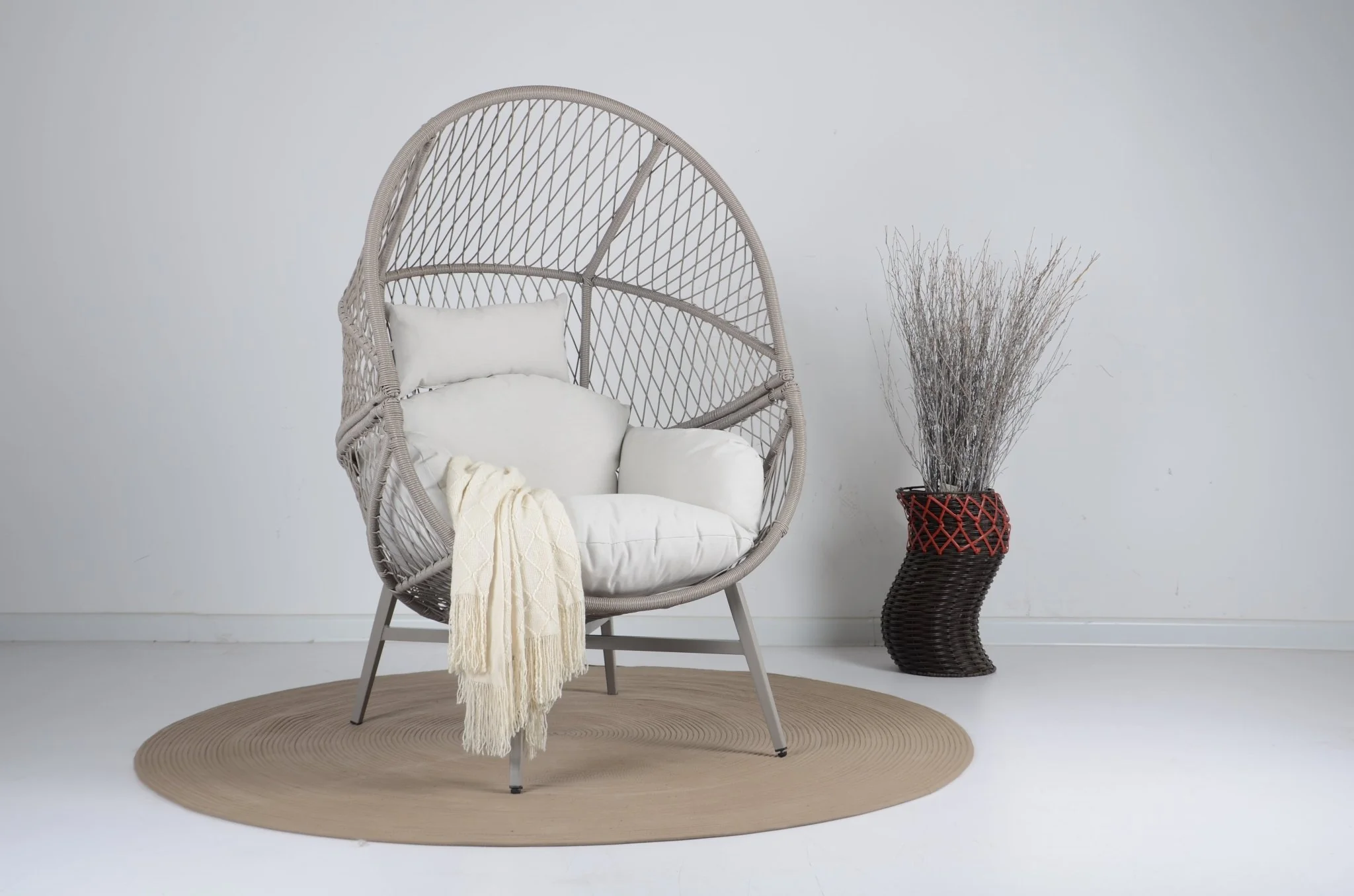 514-modern-wicker-egg-chair-with-cushion-3.webp Modern Wicker Egg Chair with Cushion