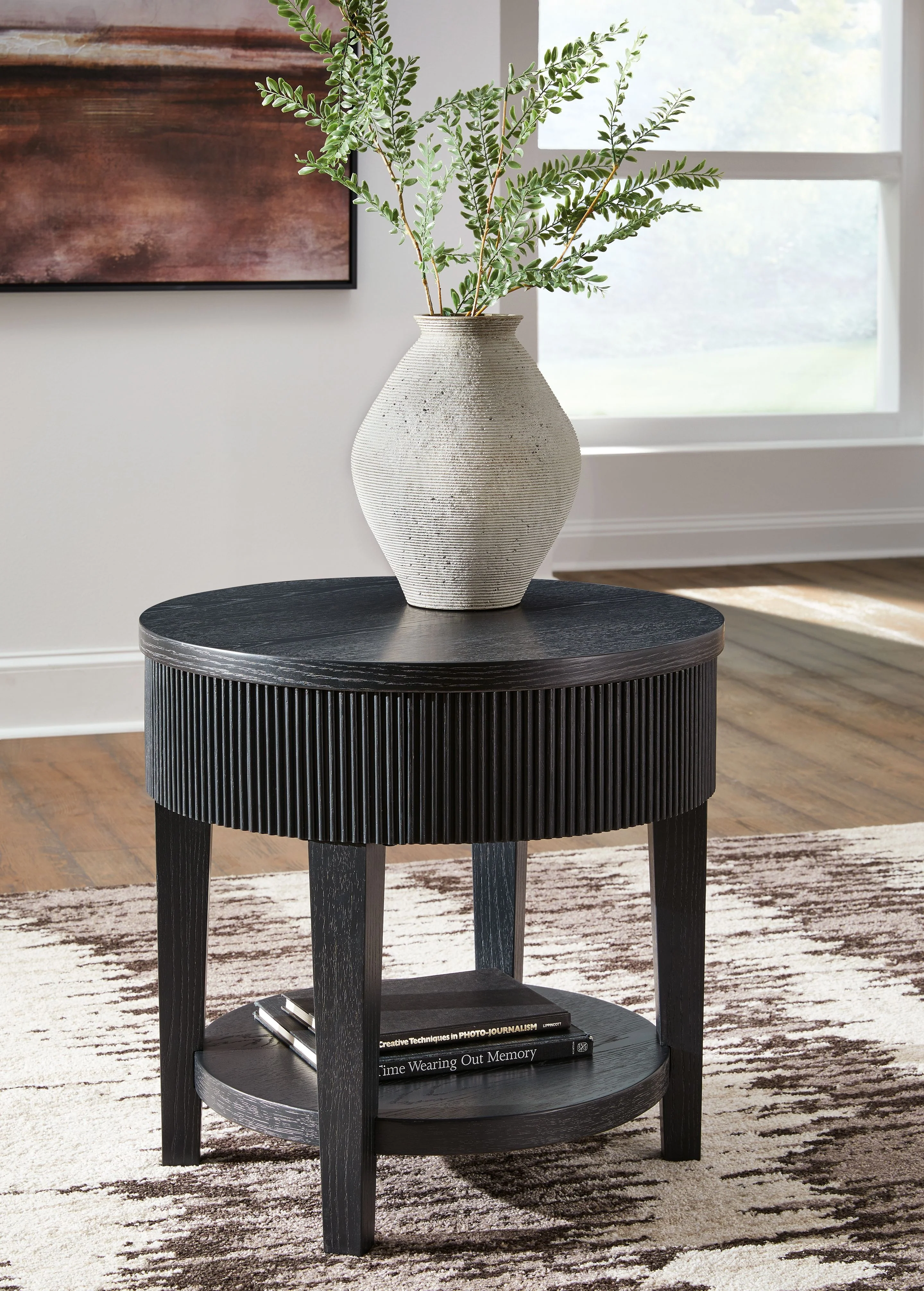 5364-marstream-round-end-table-black-3.webp Marstream - Round End Table - Black