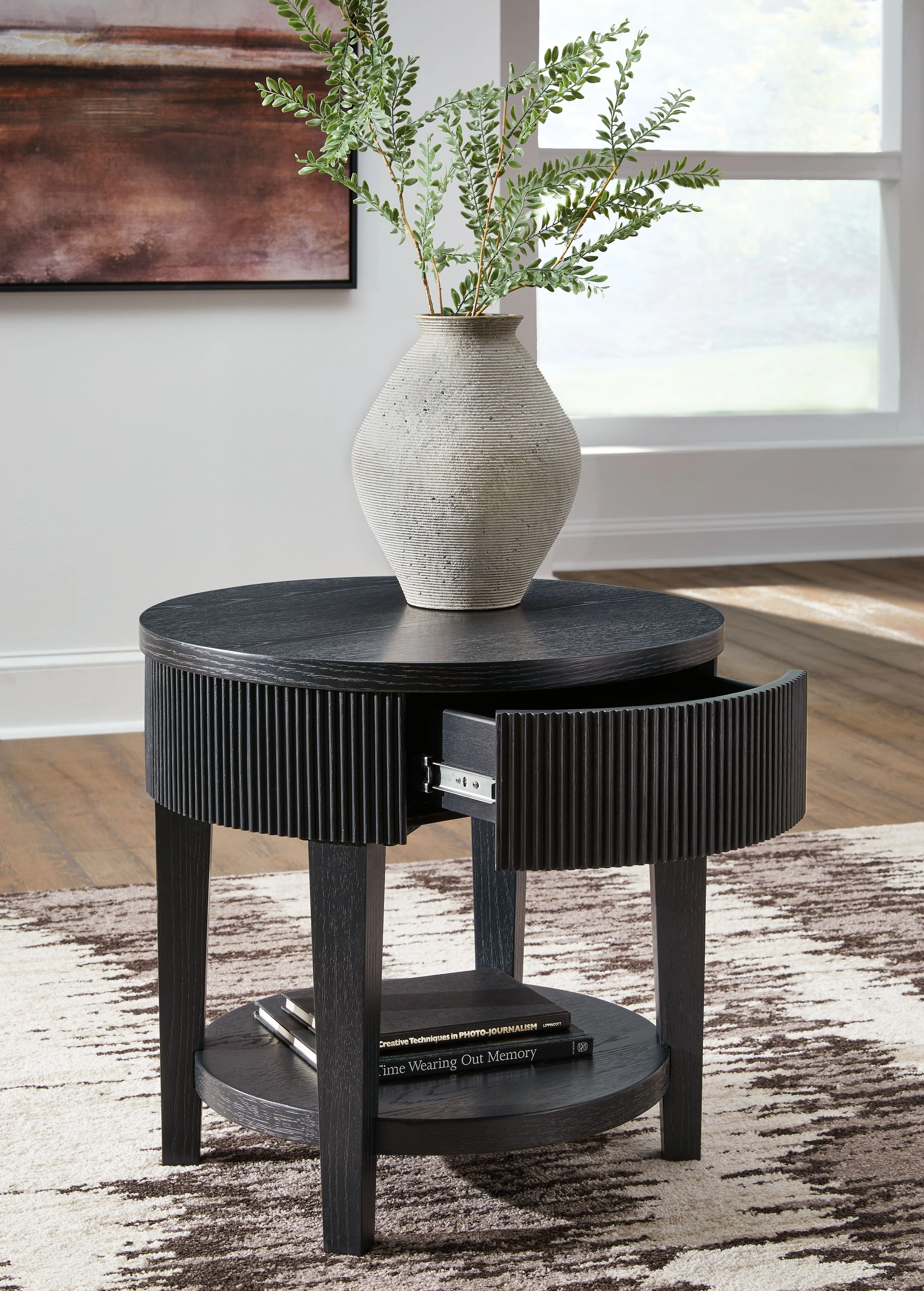 5364-marstream-round-end-table-black-5.webp Marstream - Round End Table - Black