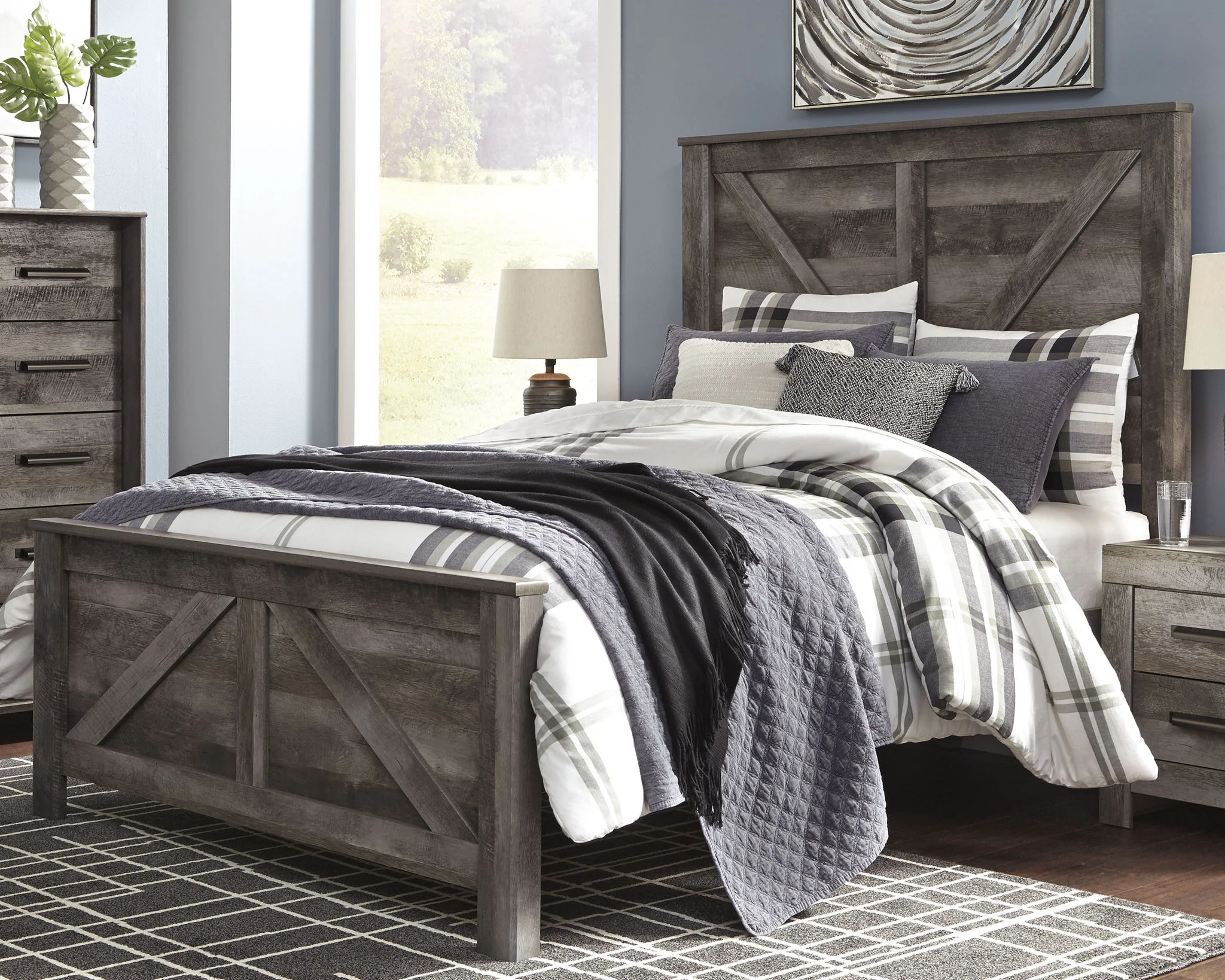 5395-wynnlow-crossbuck-panel-bedroom-set-2.webp Wynnlow - Crossbuck Panel Bedroom Set