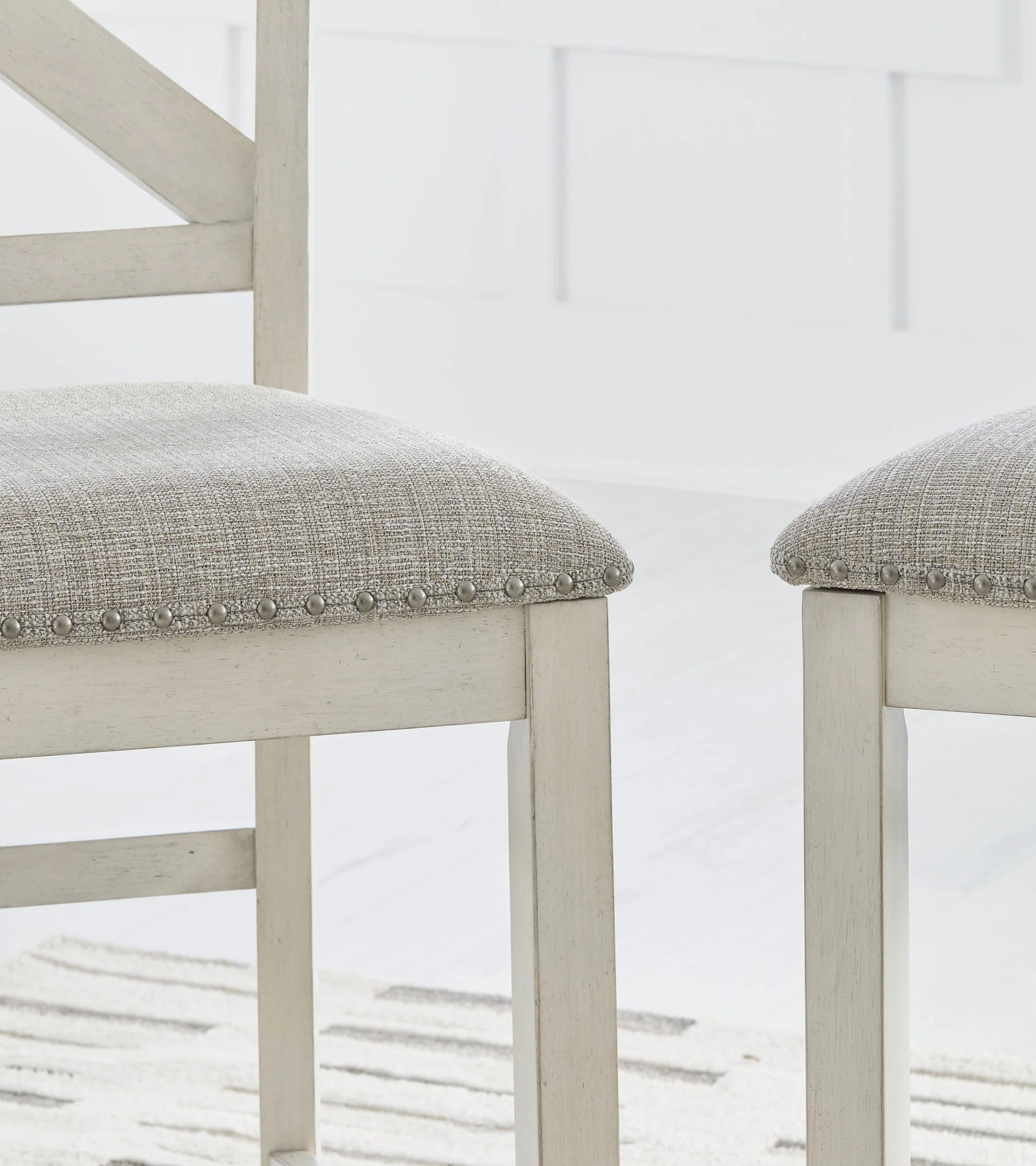 5441-robbinsdale-upholstered-barstool-set-of-2-antique-white-2.webp Robbinsdale - Upholstered Barstool (Set of 2) - Antique White