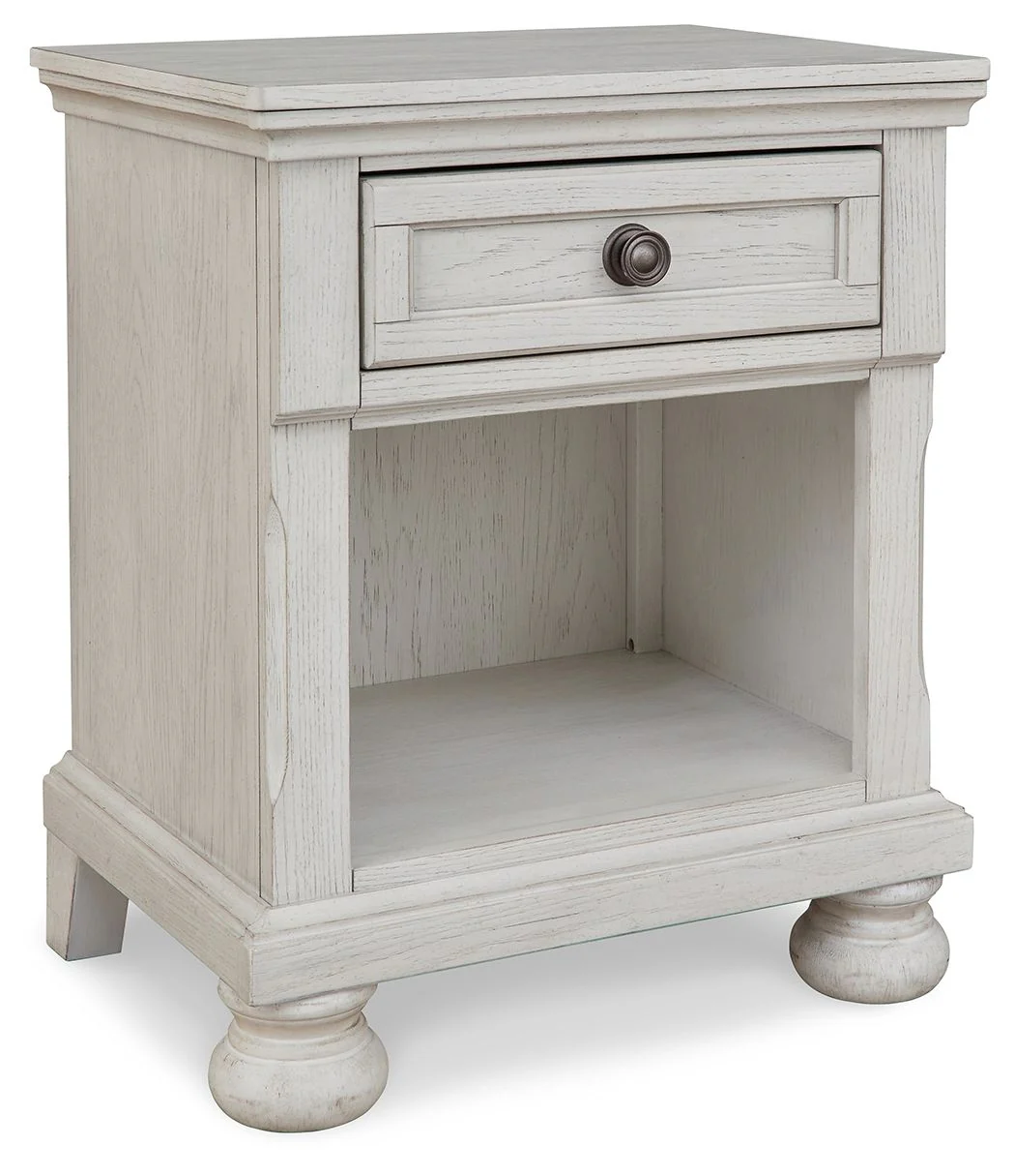 546-robbinsdale-one-drawer-night-stand-antique-white-1.webp Robbinsdale - One Drawer Night Stand - Antique White