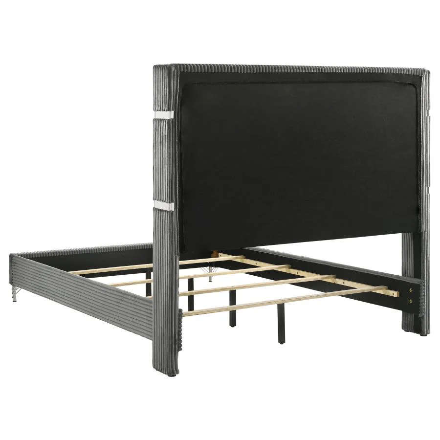 5501-lucia-bedroom-set-with-upholstered-wingback-panel-bed-29.webp Lucia - Bedroom Set With Upholstered Wingback Panel Bed