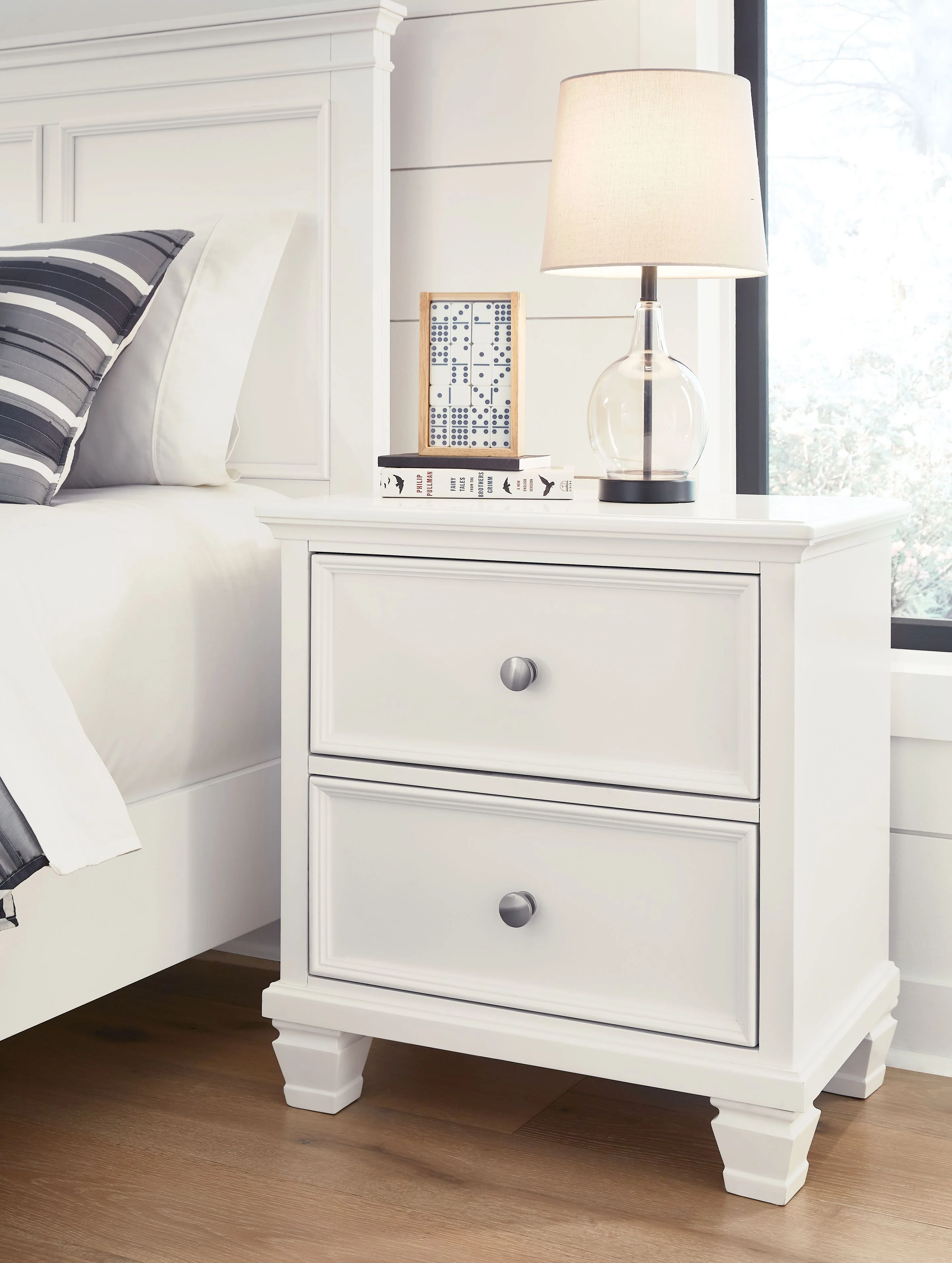5879-fortman-two-drawer-night-stand-white-10.webp Fortman - Two Drawer Night Stand - White