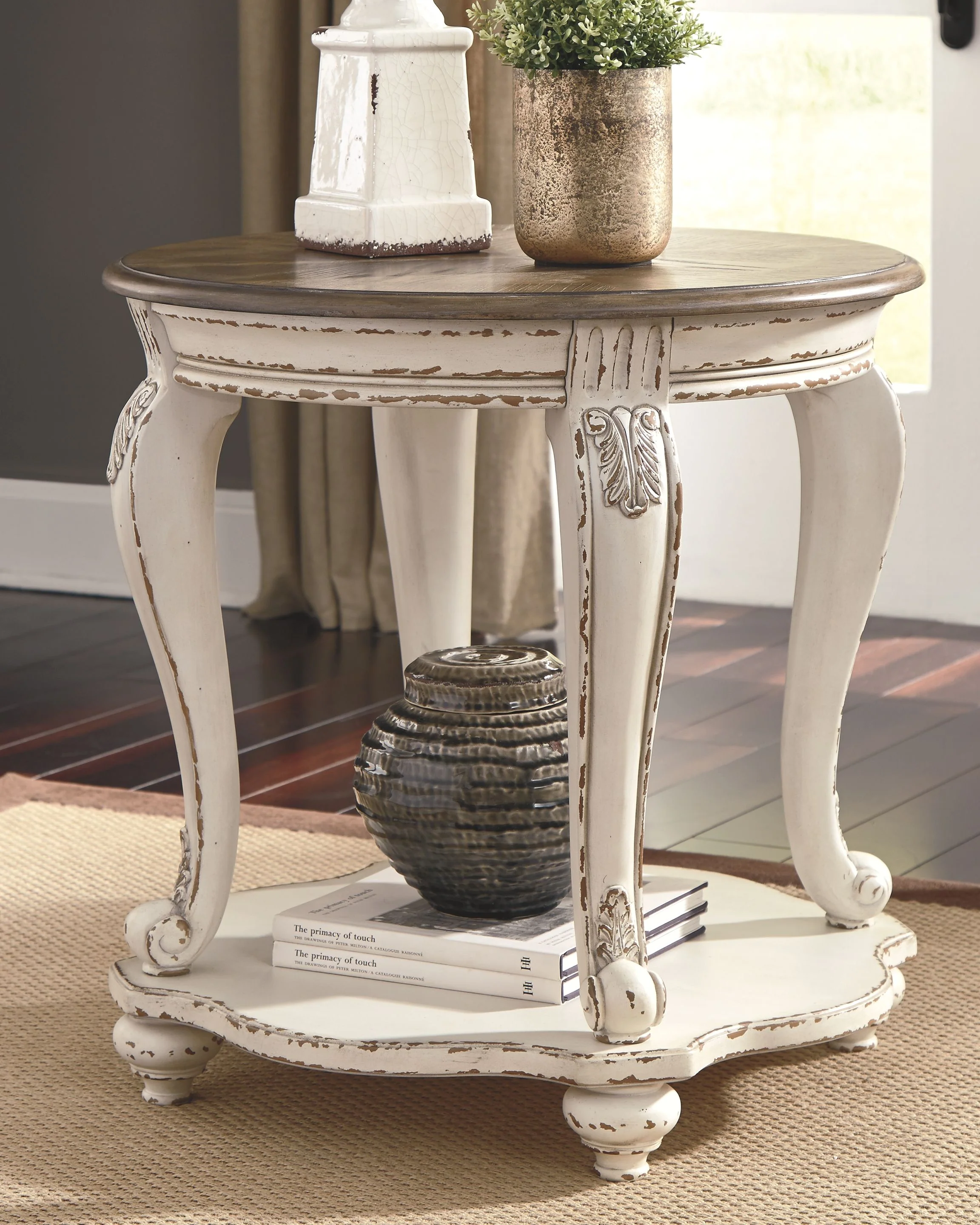 5889-realyn-round-end-table-white-brown-7.webp Realyn - Round End Table - White / Brown