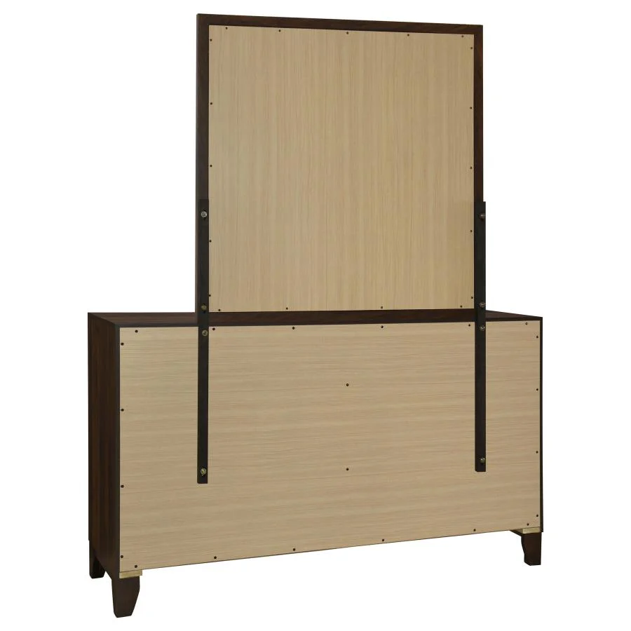Welsley - 6-Drawer Dresser