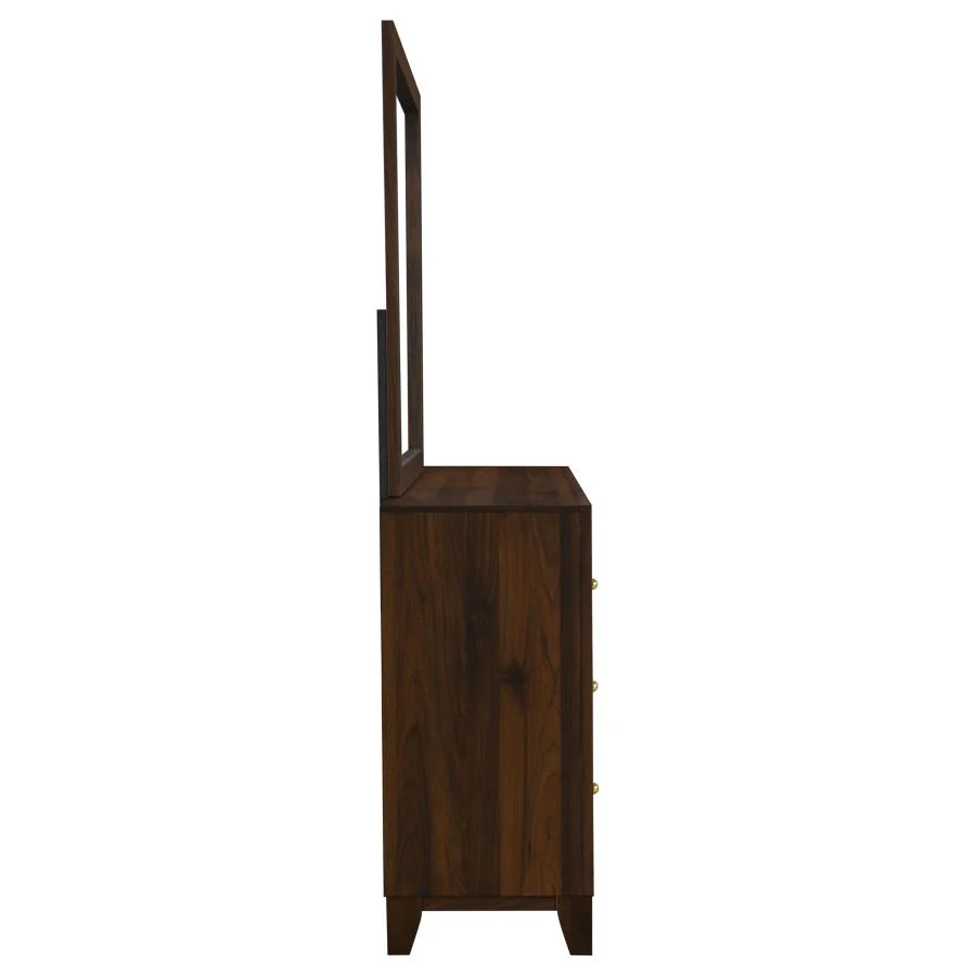 Welsley - 6-Drawer Dresser