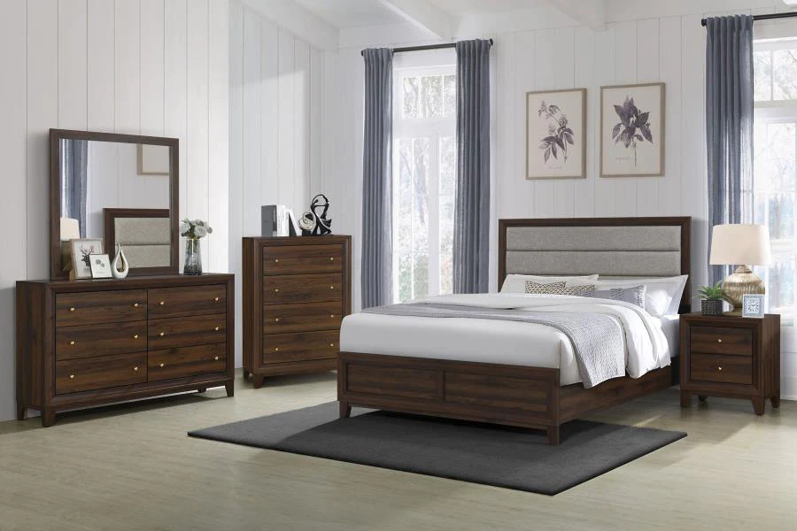 Welsley - 6-Drawer Dresser