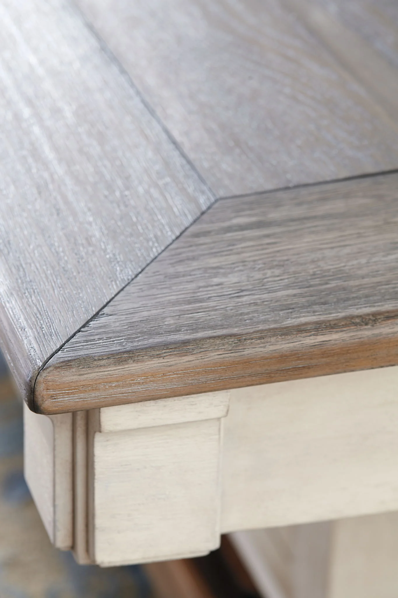 6196-bolanburg-rectangular-dining-room-counter-table-beige-5.webp Bolanburg - Rectangular Dining Room Counter Table - Beige