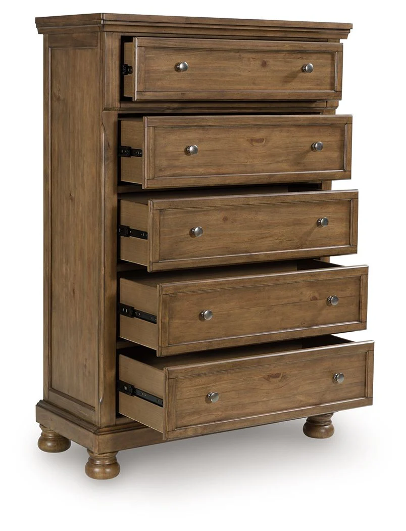 6238-feddinger-five-drawer-chest-medium-brown-6.webp Feddinger - Five Drawer Chest - Medium Brown