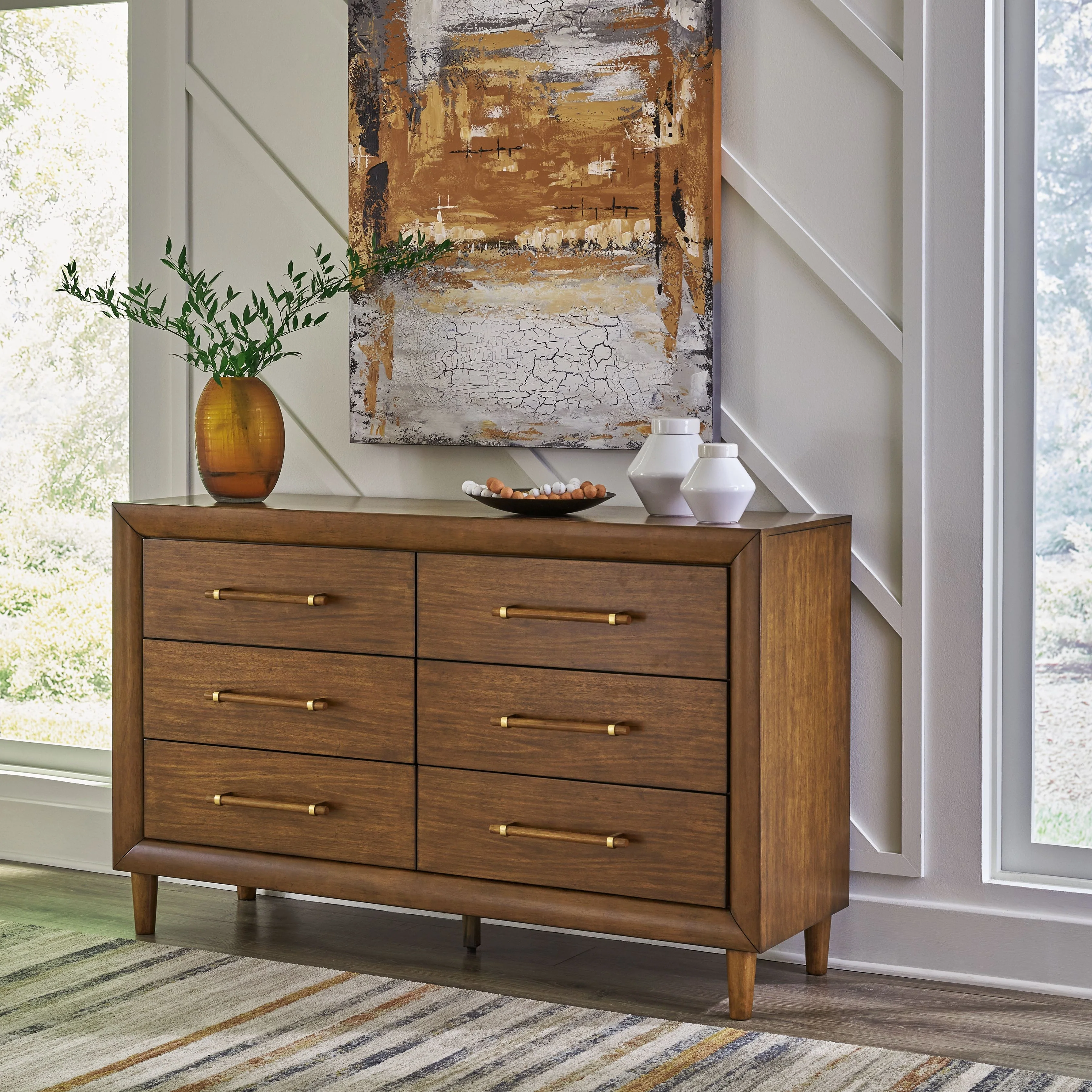 Lyncott - Dresser - Brown