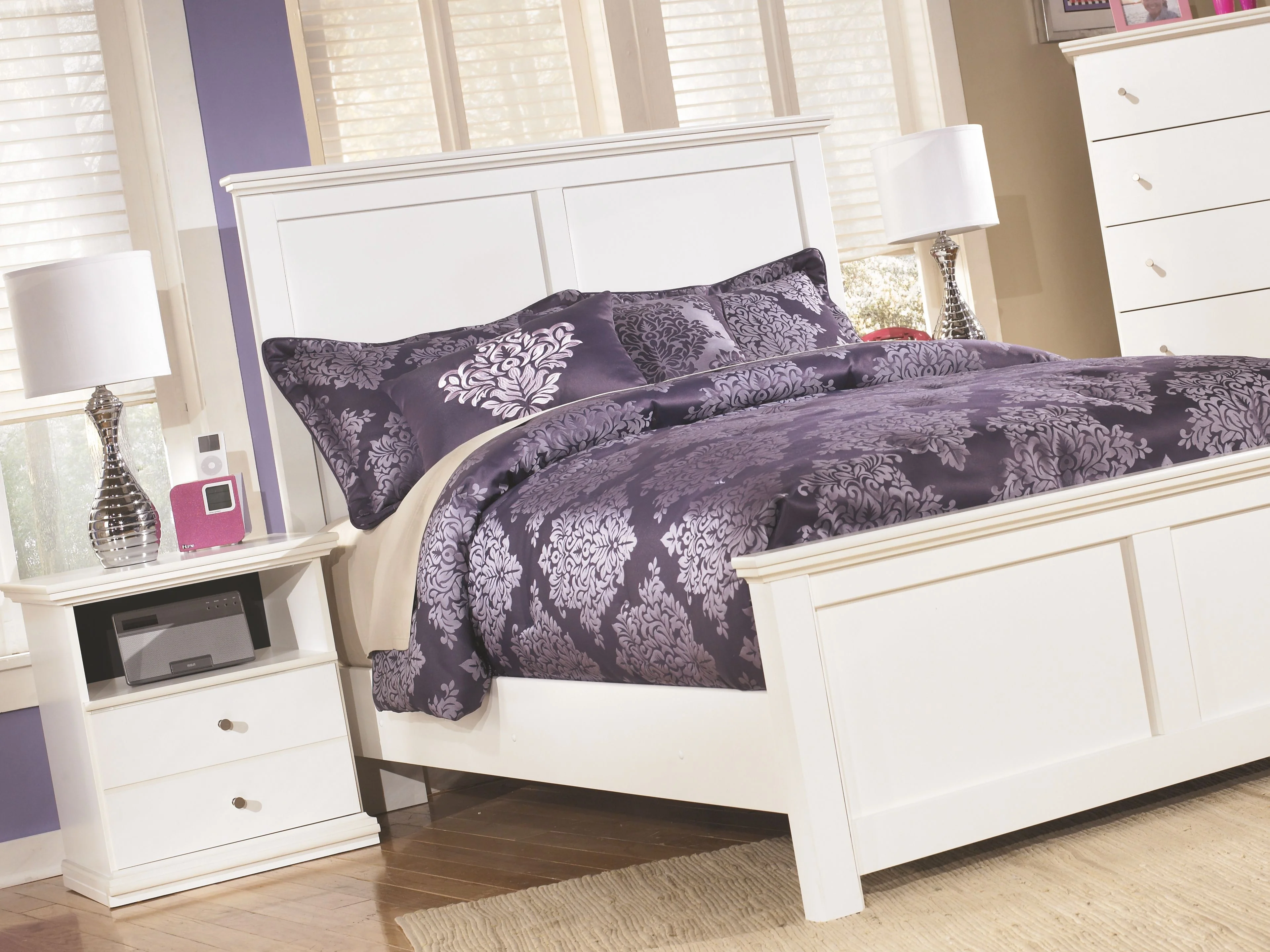 Bostwick Shoals - One Drawer Night Stand - White