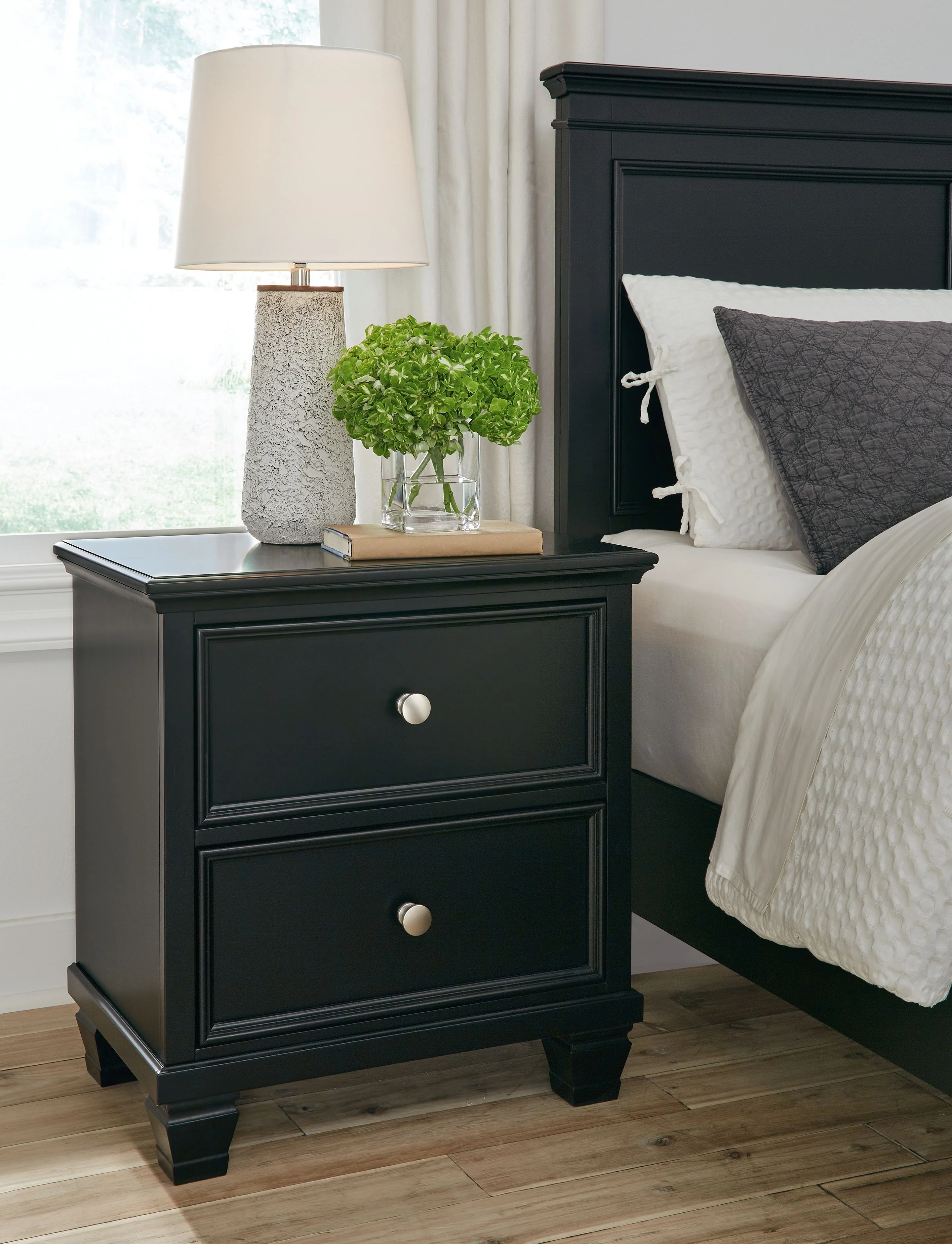 6553-lanolee-two-drawer-nightstand-black-9.webp Lanolee - Two Drawer Nightstand - Black
