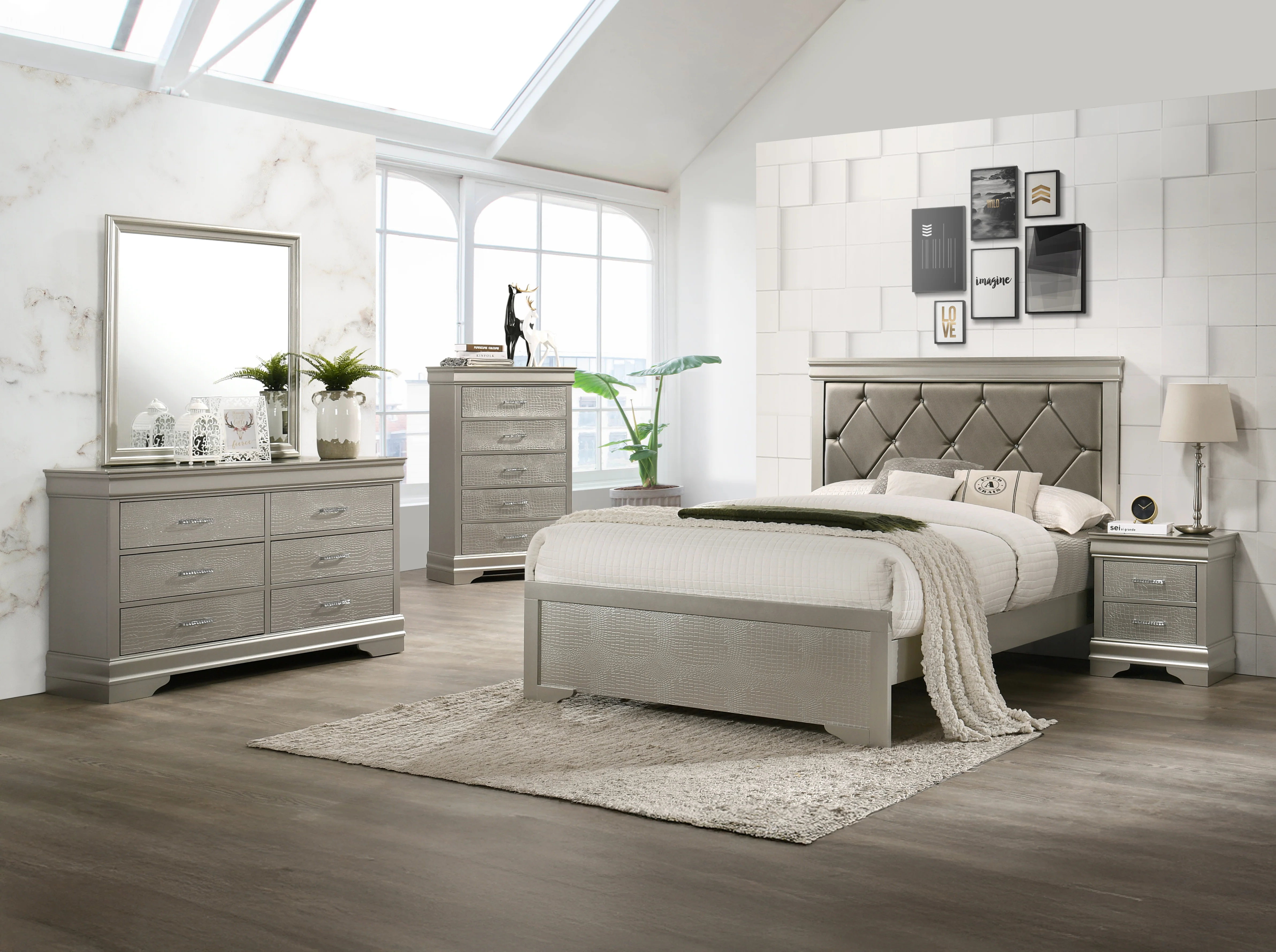Amalia Dresser
