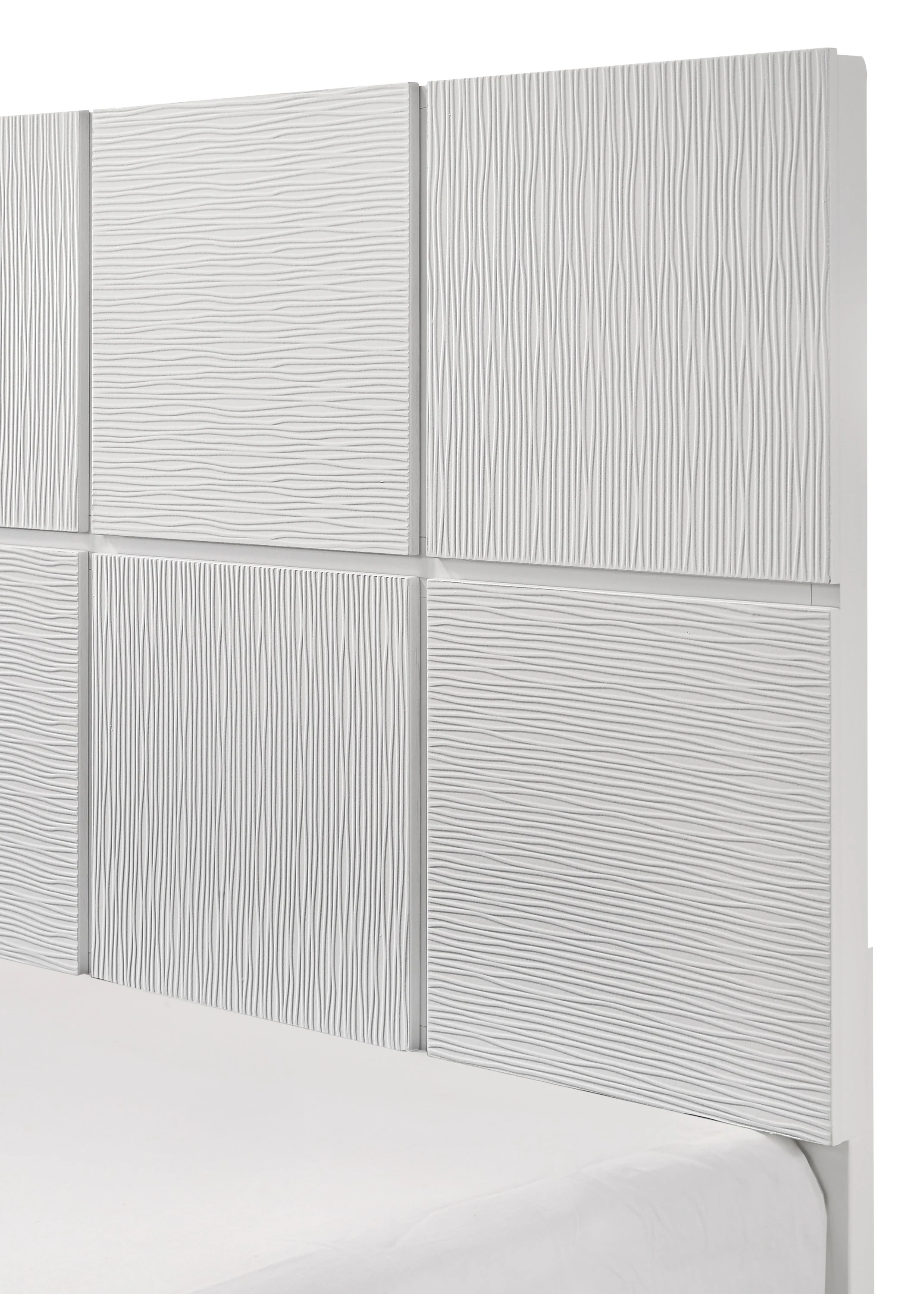 Denker Bed White