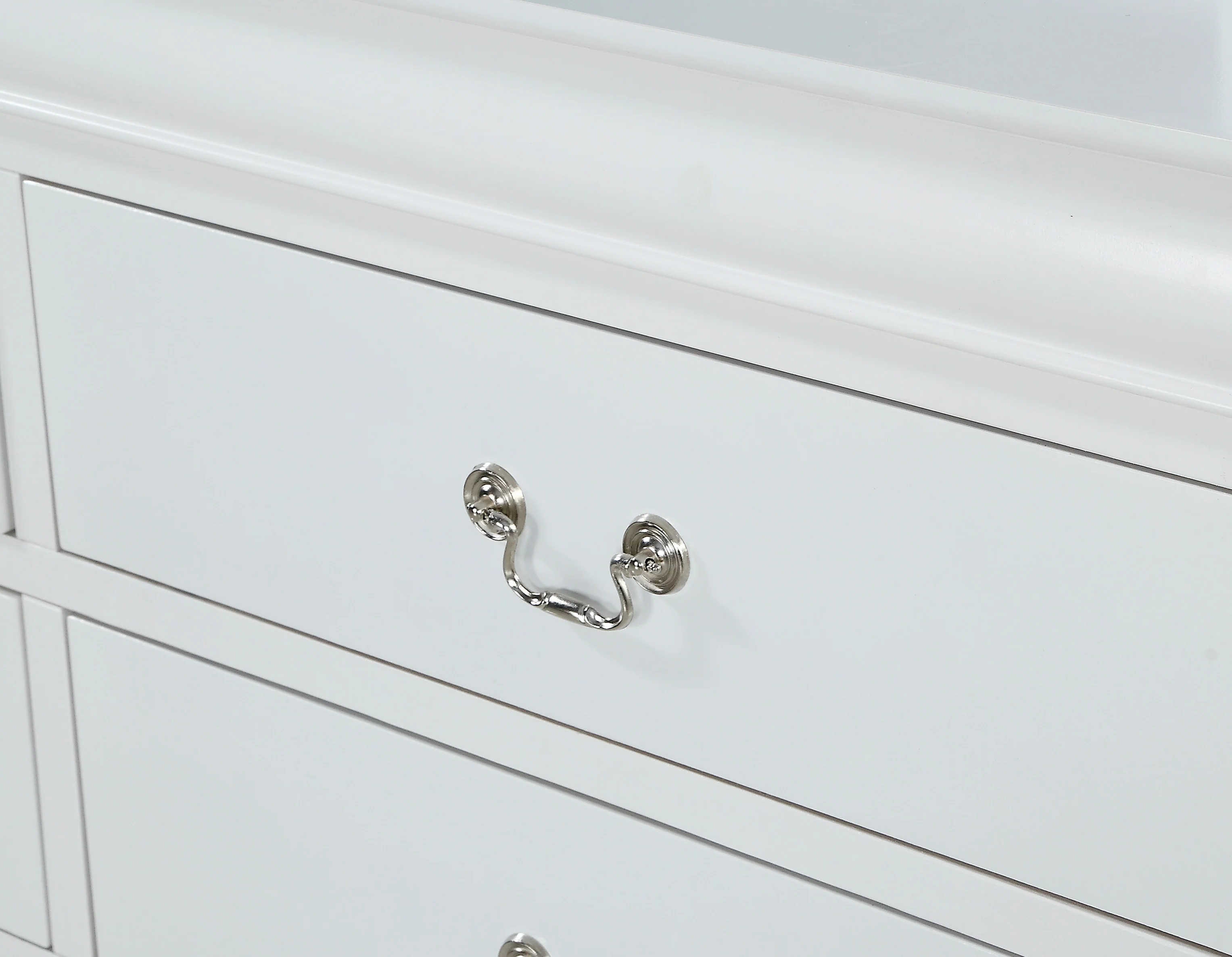 Louis Philip Chest White