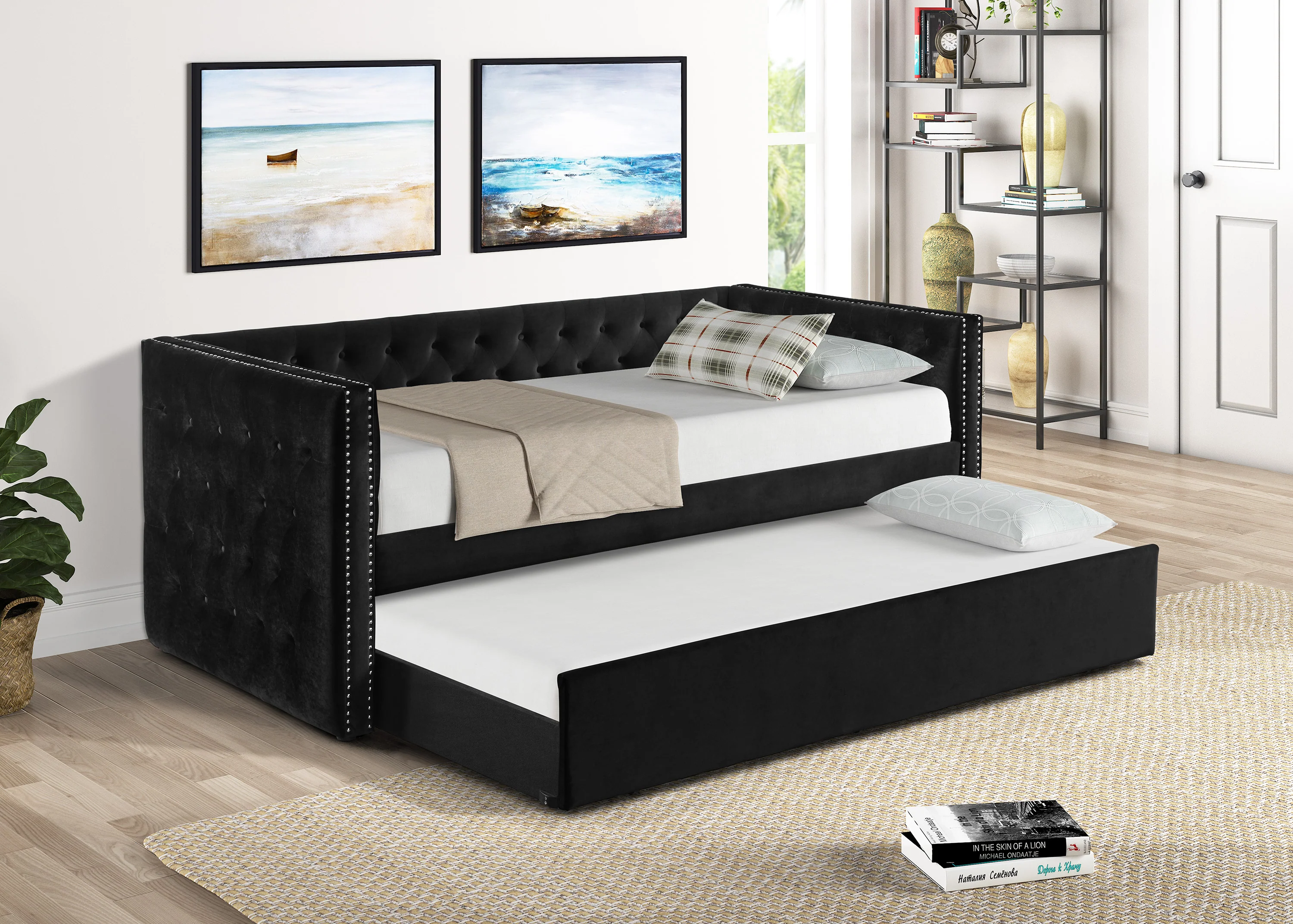 Trina Daybed