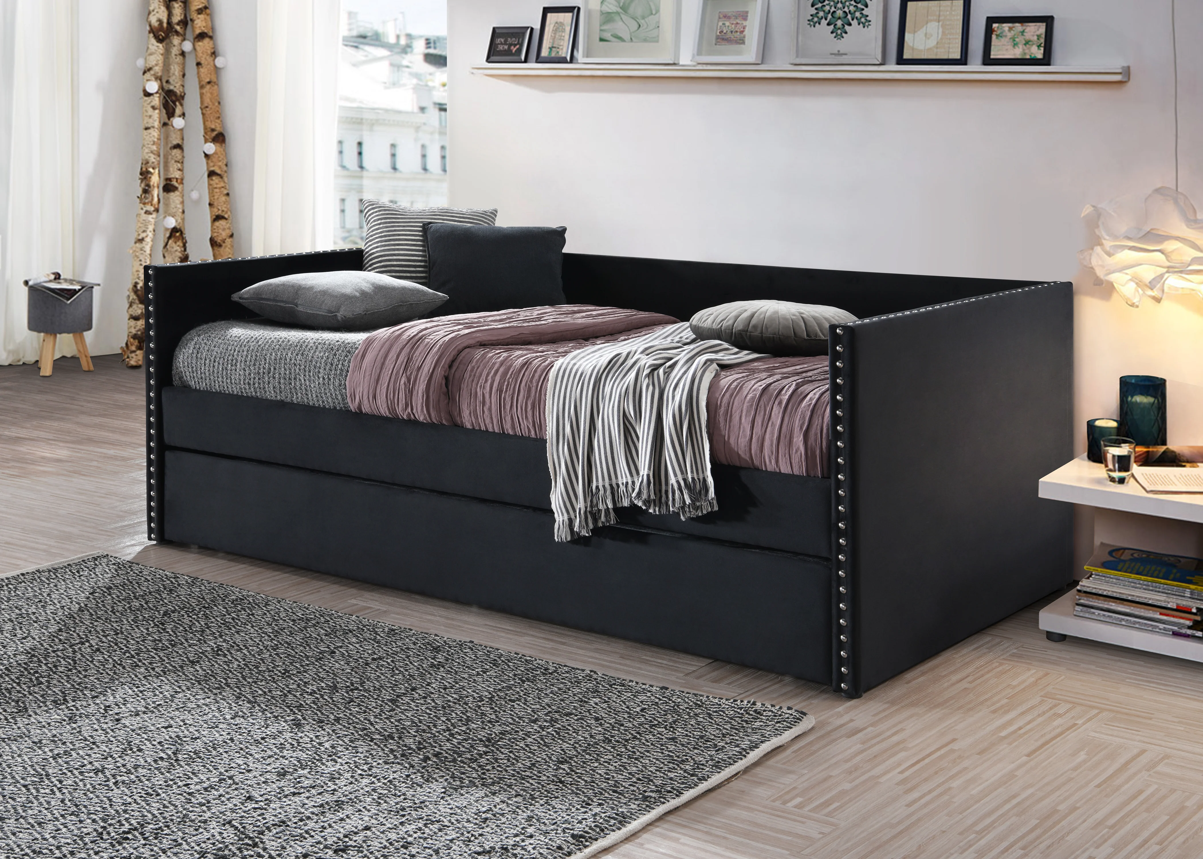 Sadie Daybed
