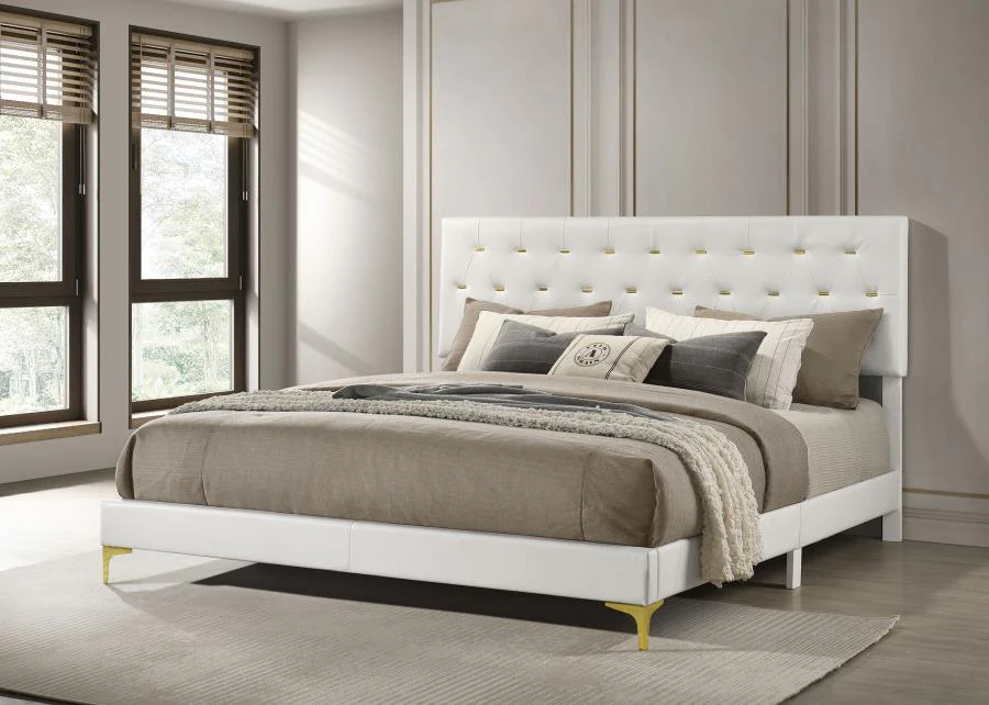 7039-kendall-panel-upholstered-bed-7.webp Kendall - Panel Upholstered Bed