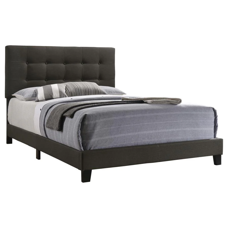 7050-mapes-upholstered-panel-bed-10.webp Mapes - Upholstered Panel Bed