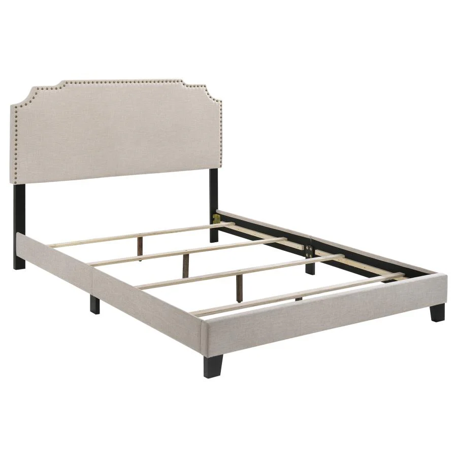 7062-tamarac-upholstered-panel-bed-1.webp Tamarac - Upholstered Panel Bed