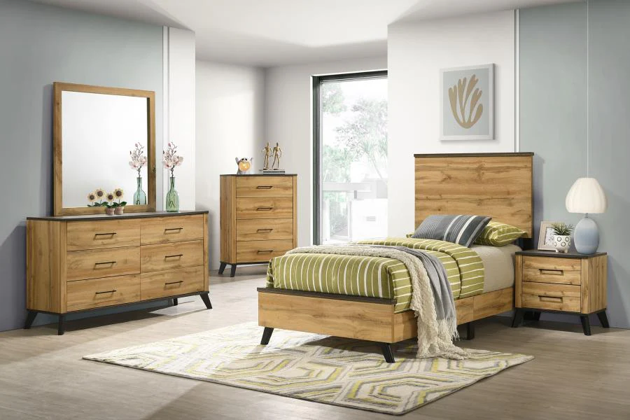 Kaywood - Panel Bed